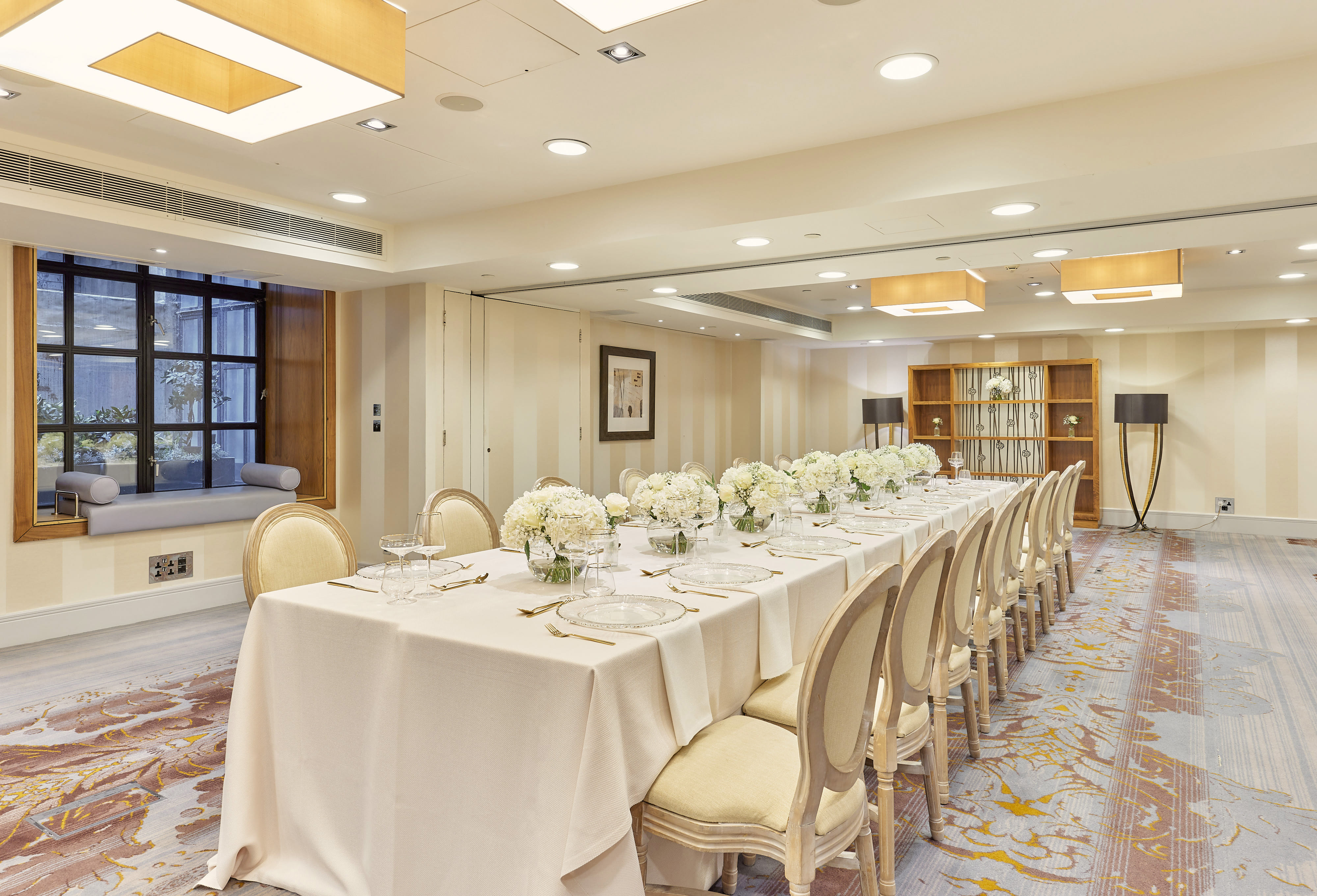 Piccadilly & Bloomsbury Suite 3D tour