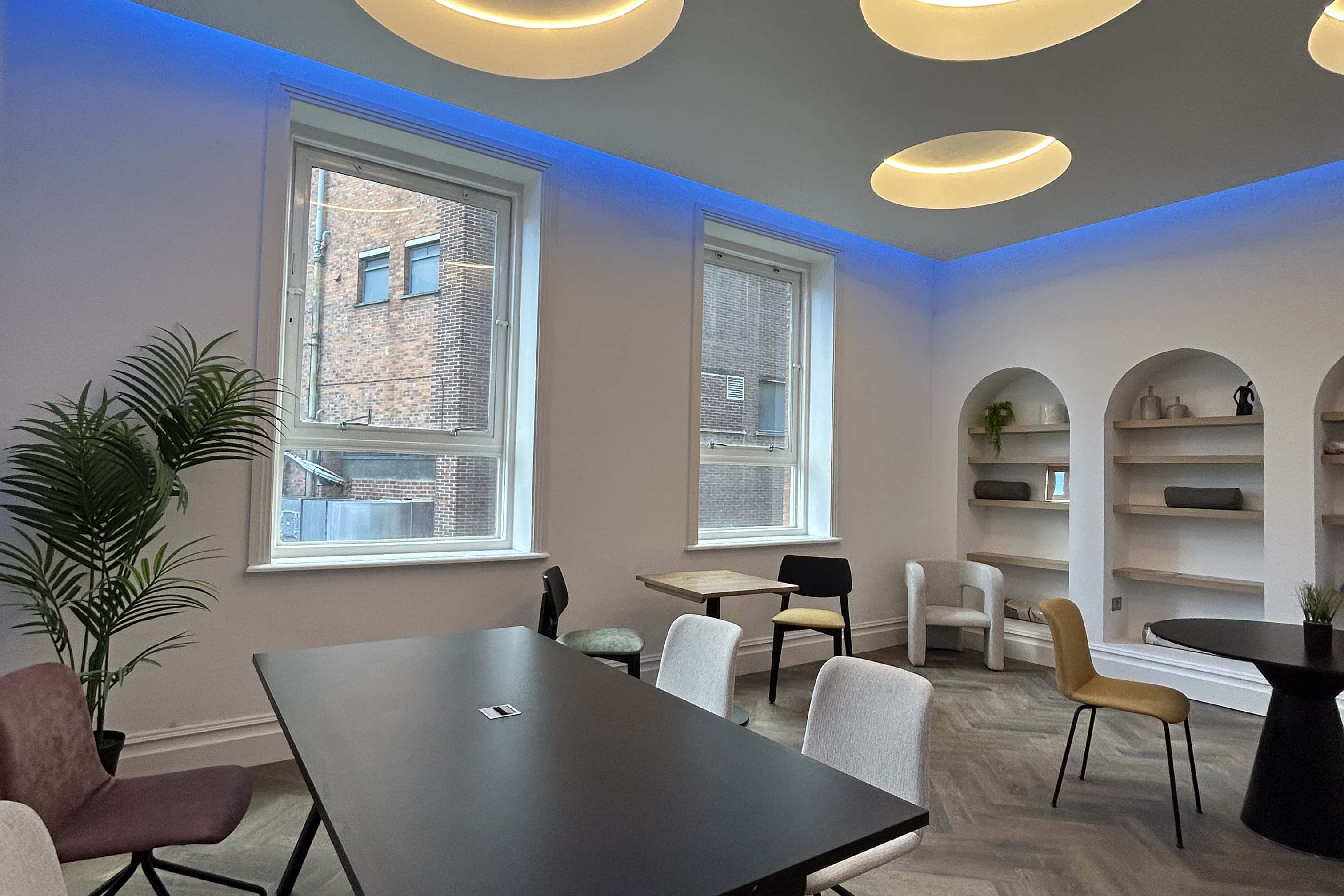 Meeting Room up to 14 0