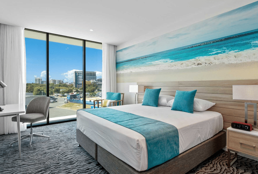 Coastal Deluxe King Room 0