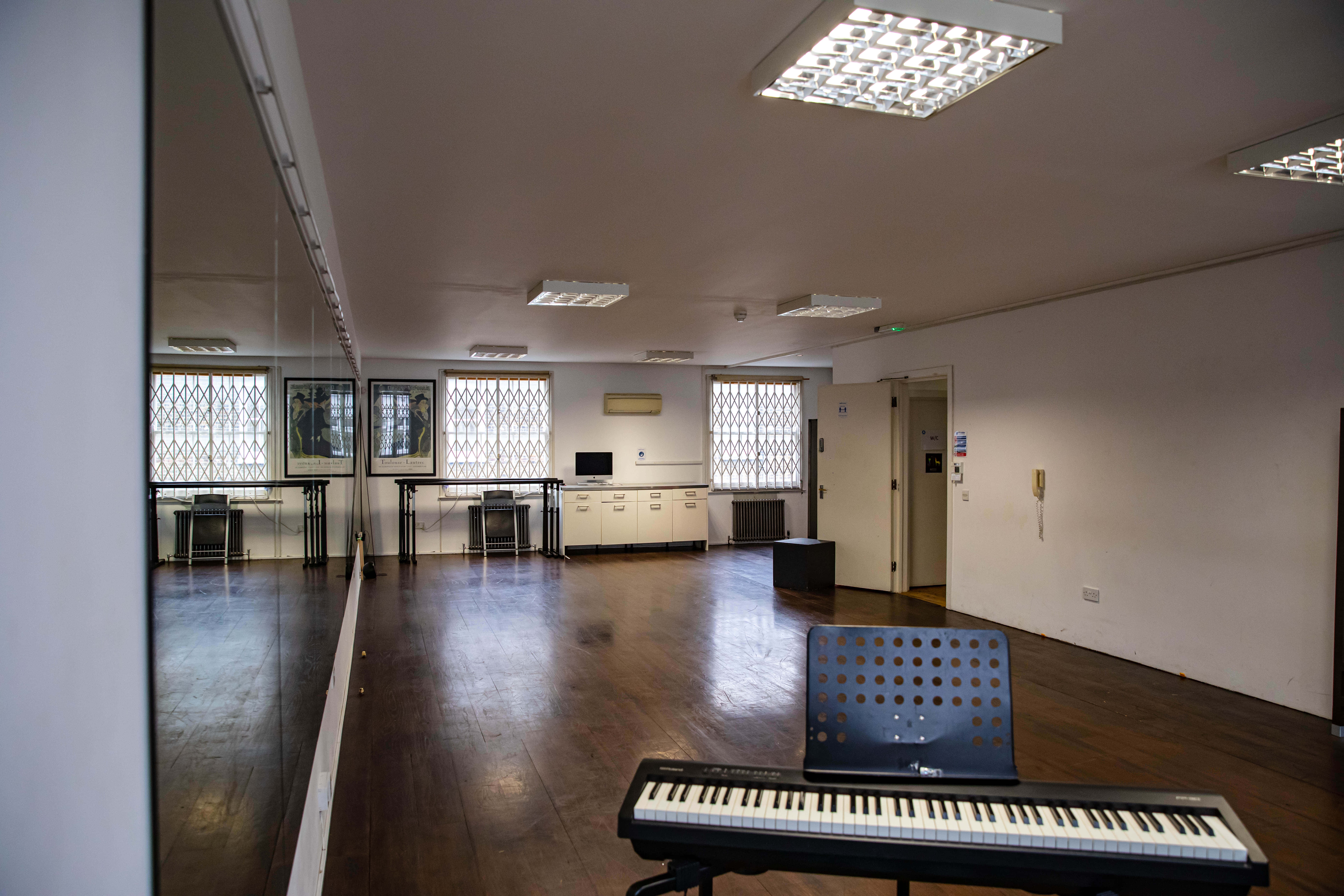 Associated Studios 0