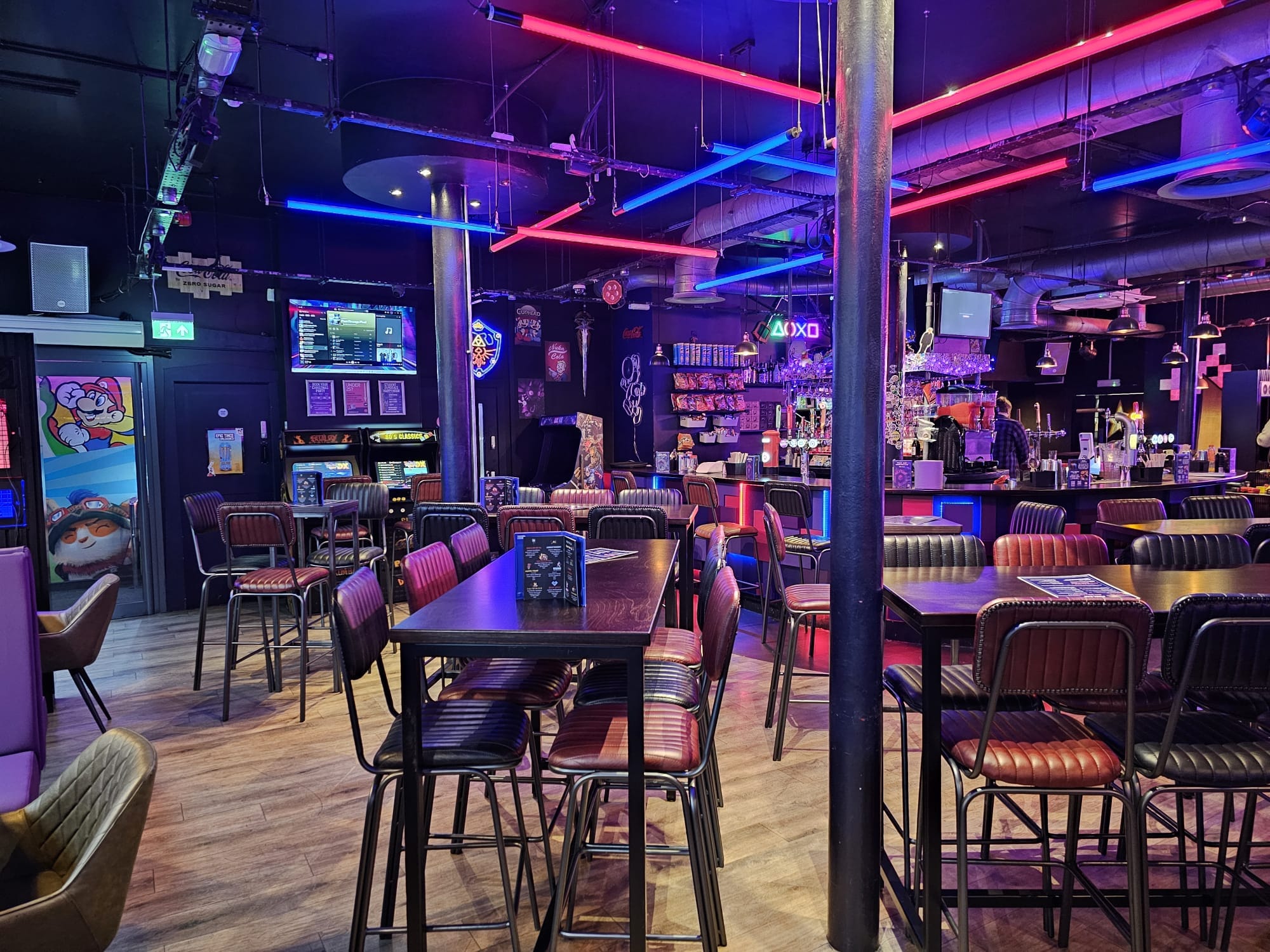 Pixel Bar Full Venue 3