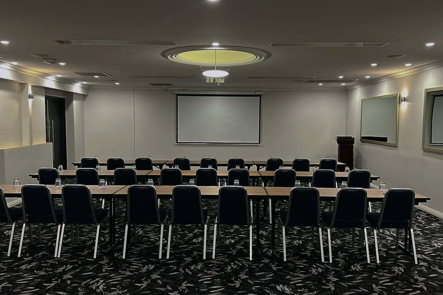 Hop & Huddle`s Terrace 6