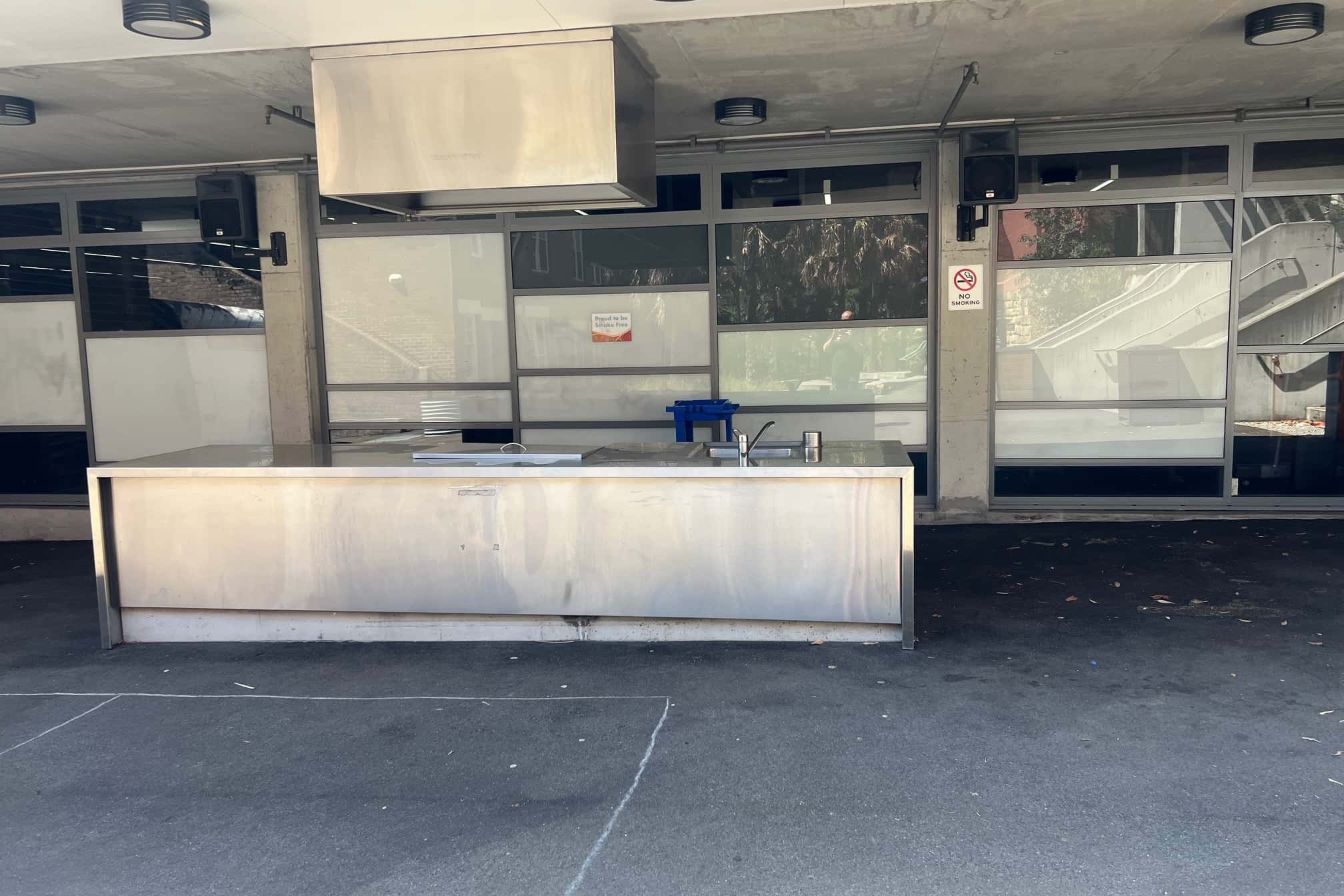 Court Yard With BBQ Area 3D tour