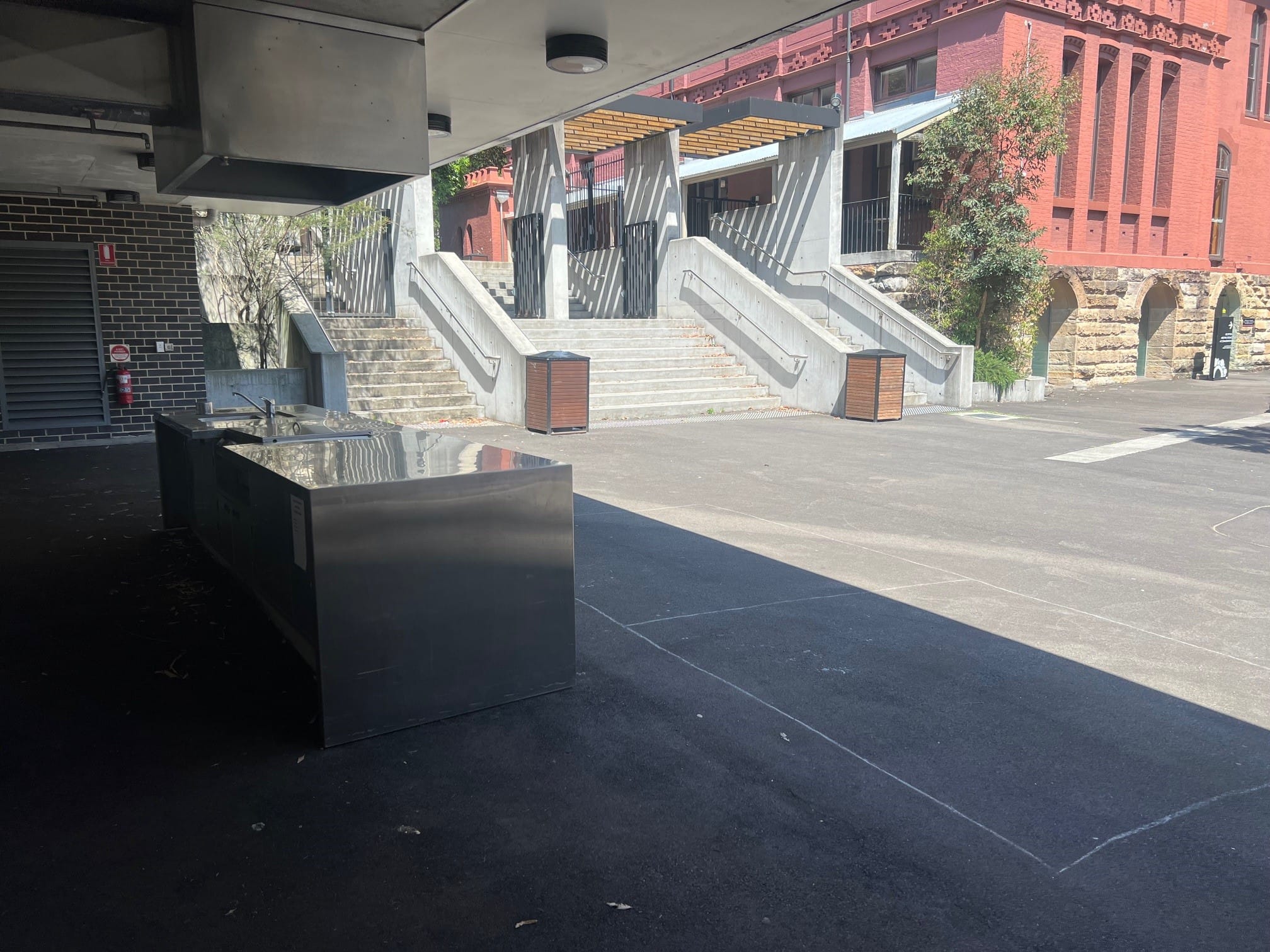 Court Yard With BBQ Area 3