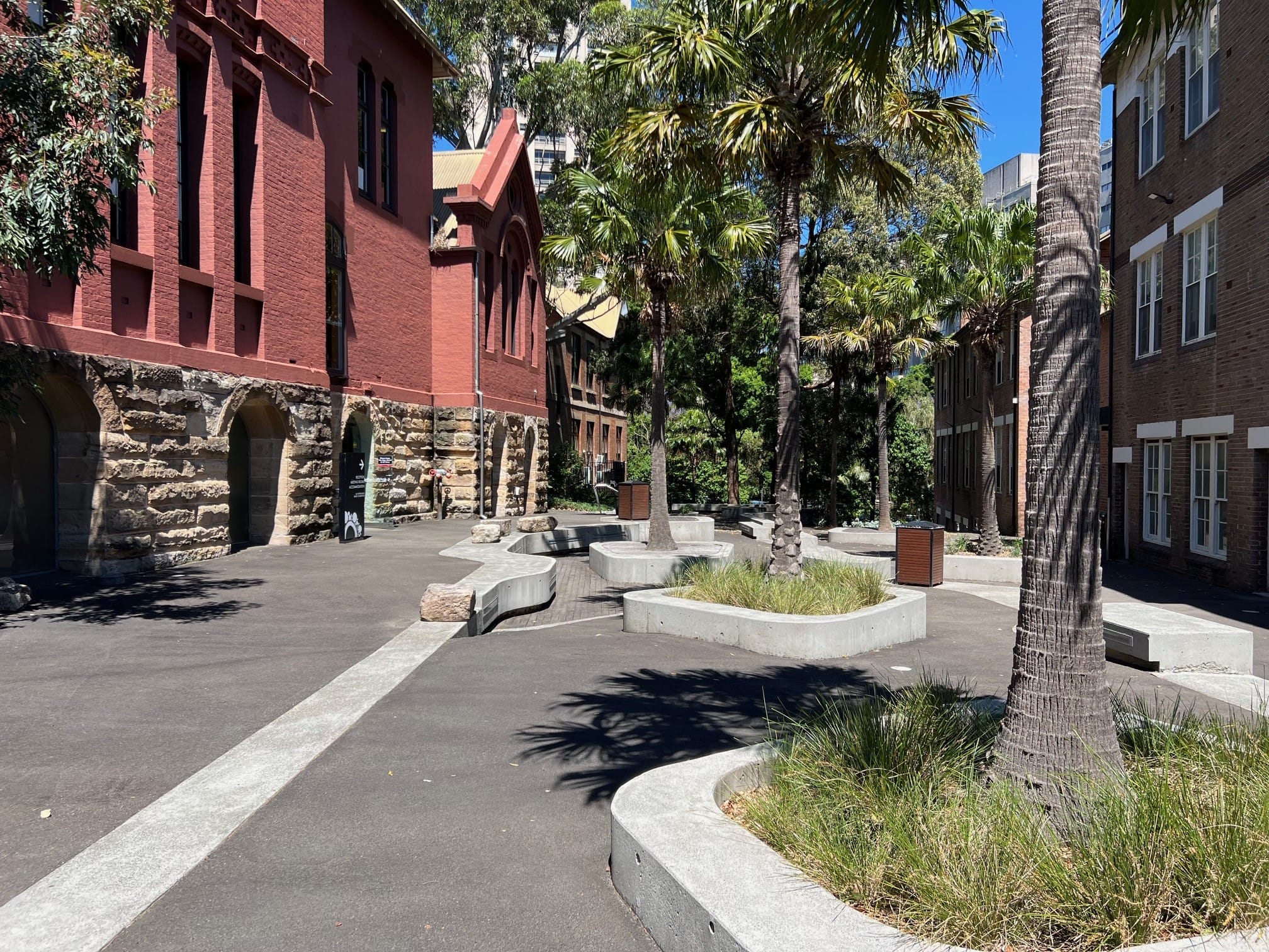 Court Yard With BBQ Area 6