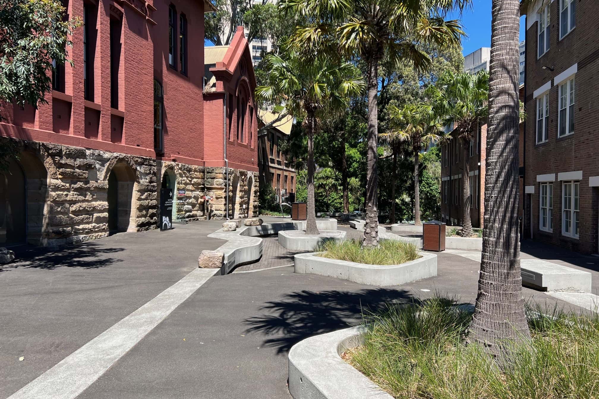 Court Yard With BBQ Area 6