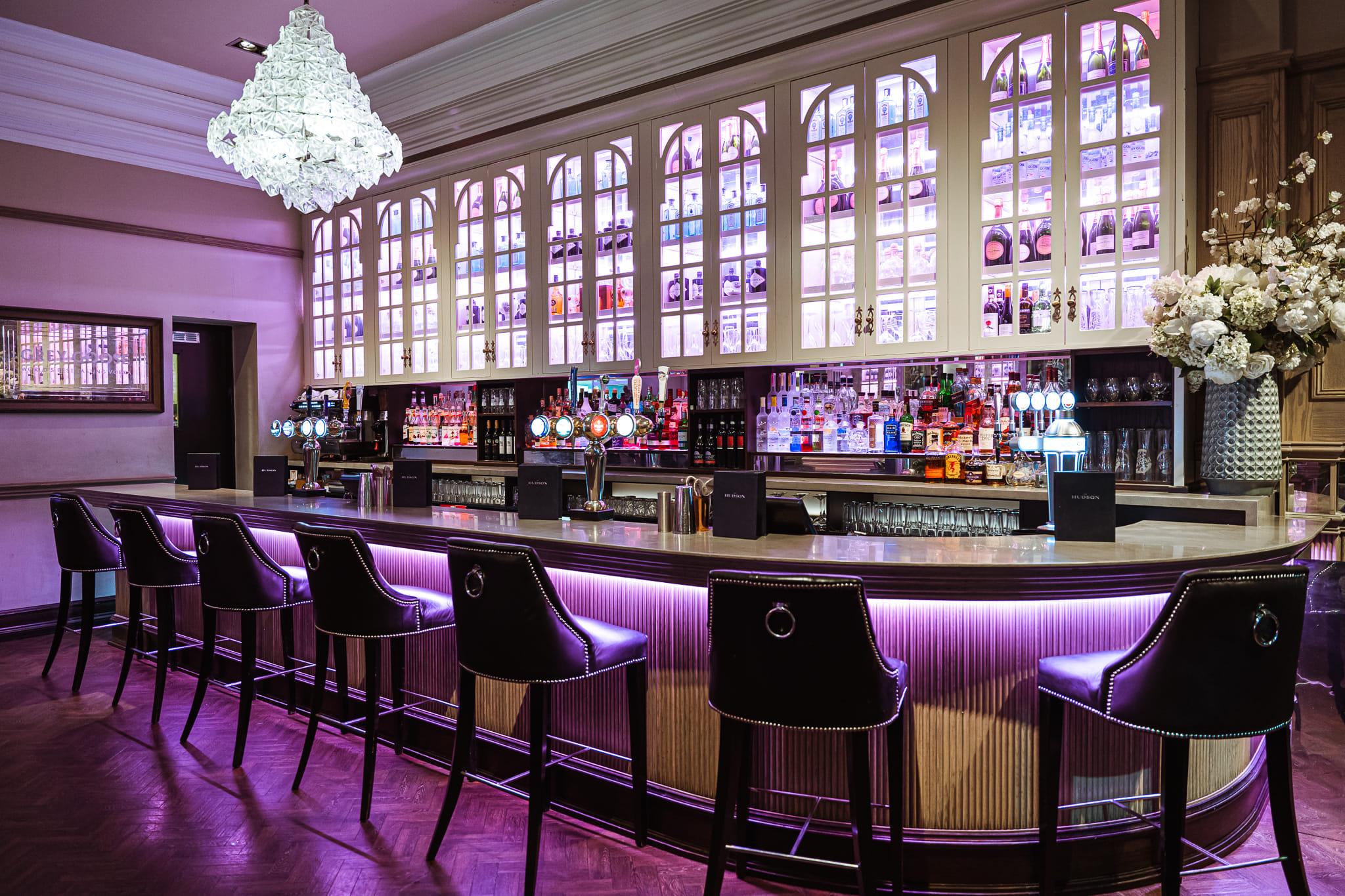 The Hudson Bar and Restaurant 1