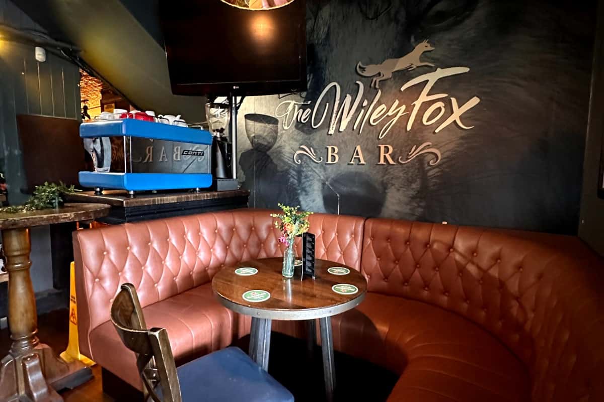 The Wiley Fox Main Bar 2