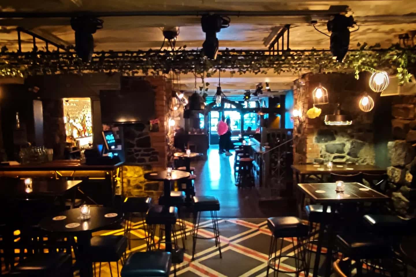 The Wiley Fox Main Bar 3