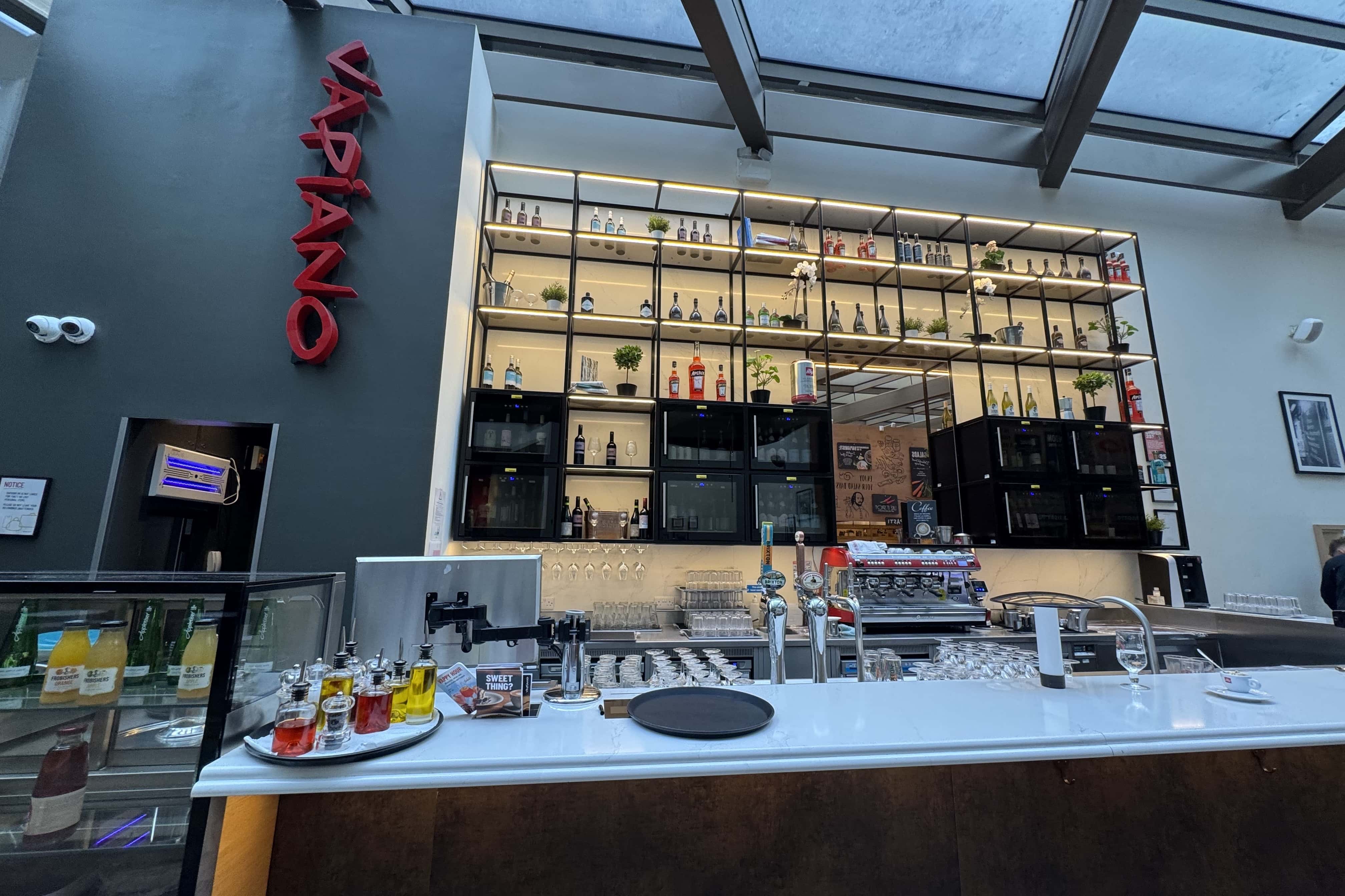Bar / Lounge at Vapiano Tower Bridge 2