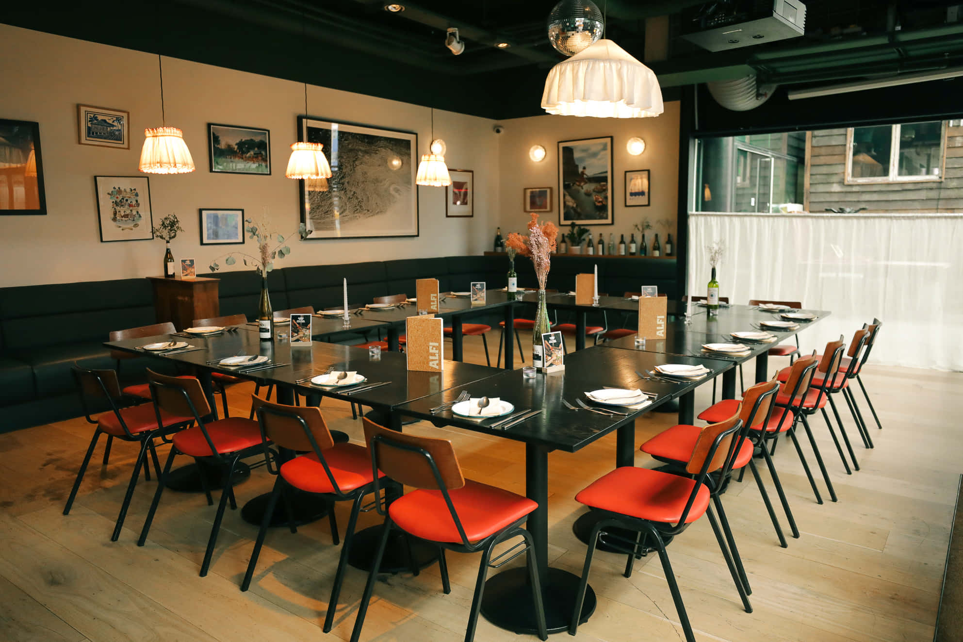 Large Private Dining Room 3D tour