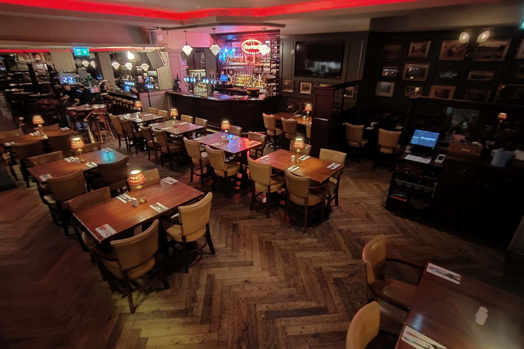 Restaurant 4