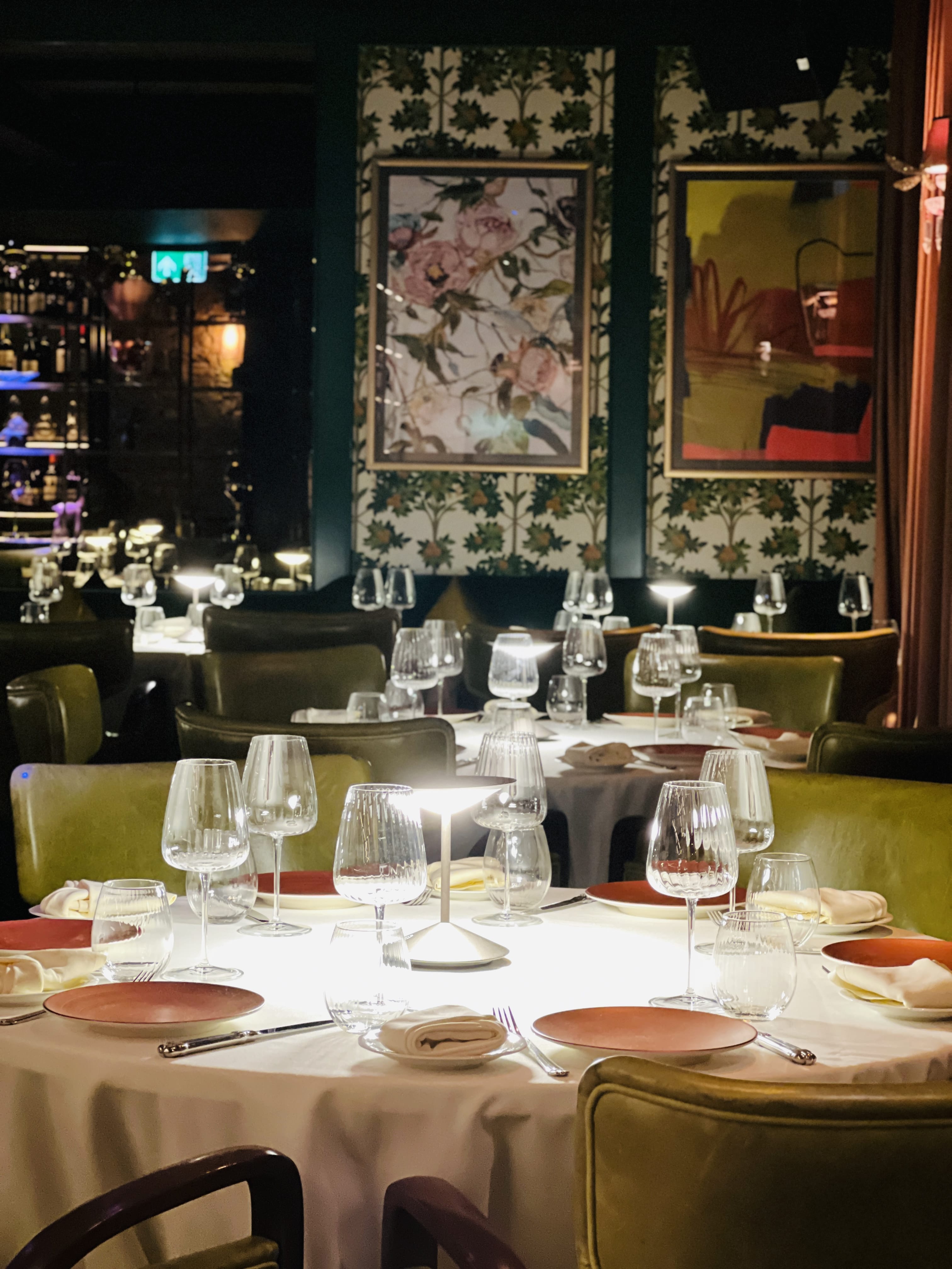 MEADOW PRIVATE ROOM 6