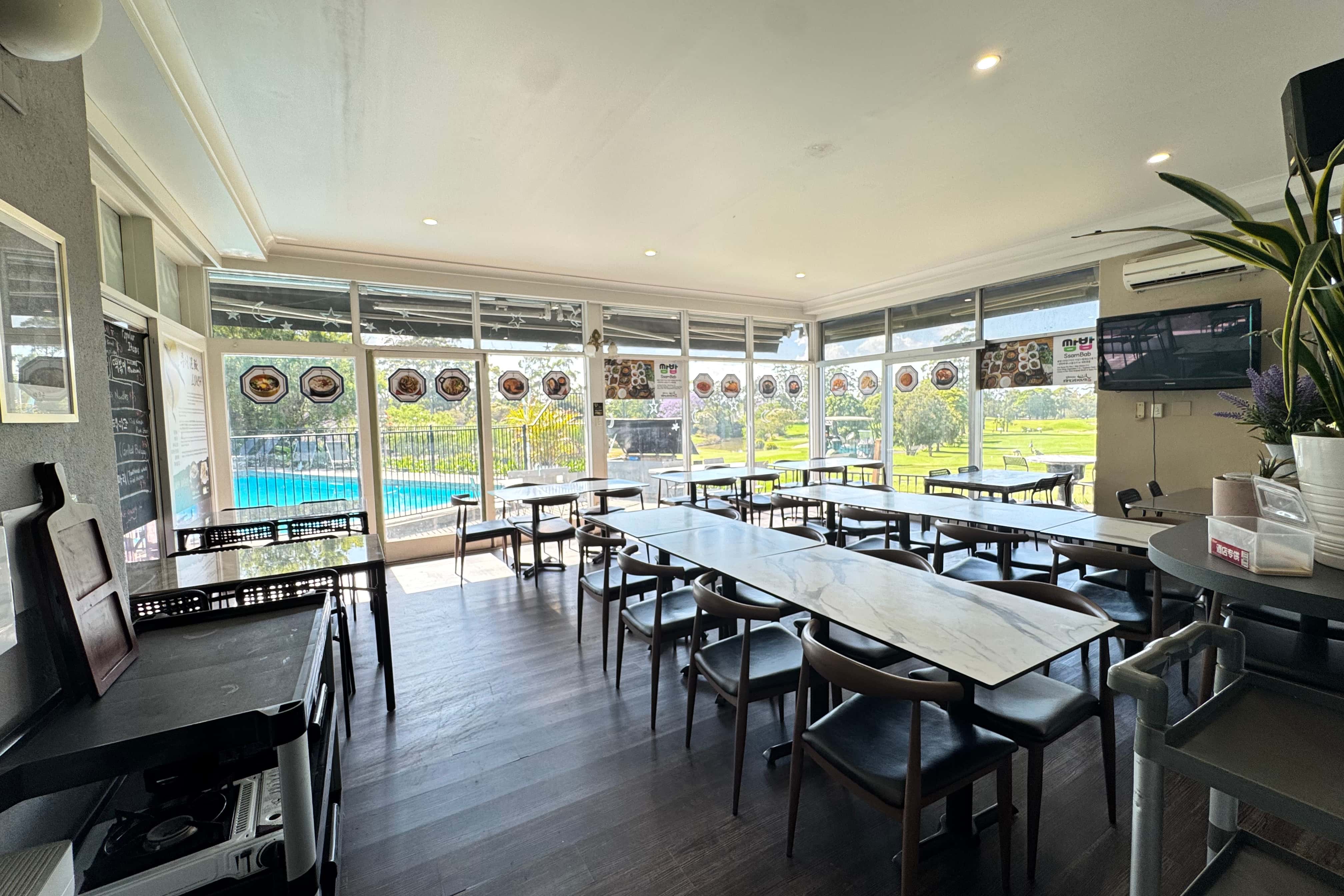Golf View space for functions and conferences 0