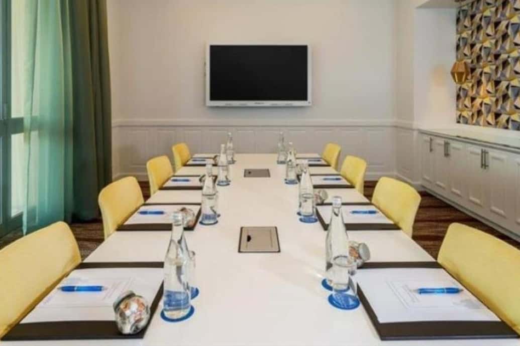 Executive Boardroom 0