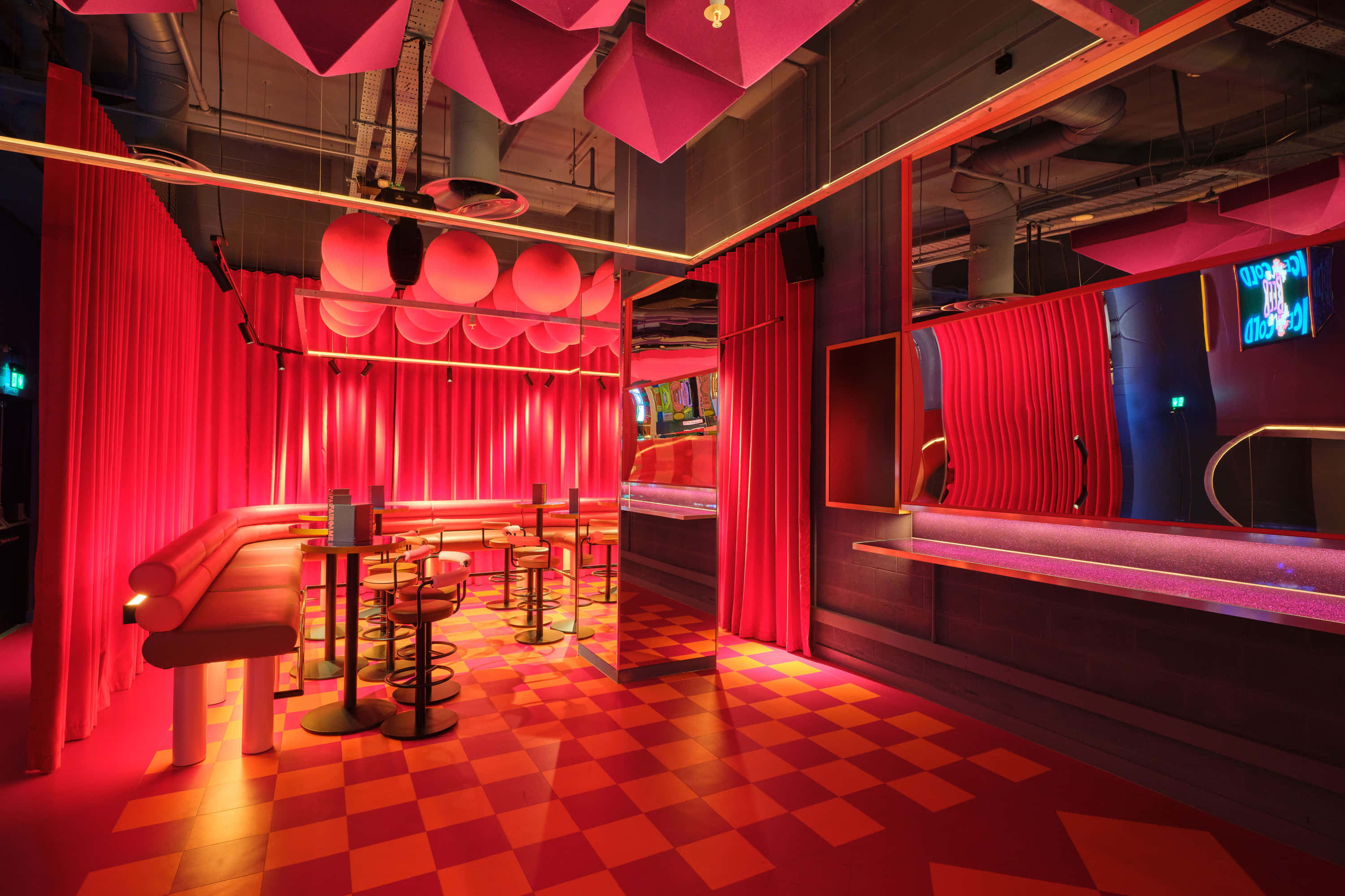 1/2 Fun House (50pax) 1