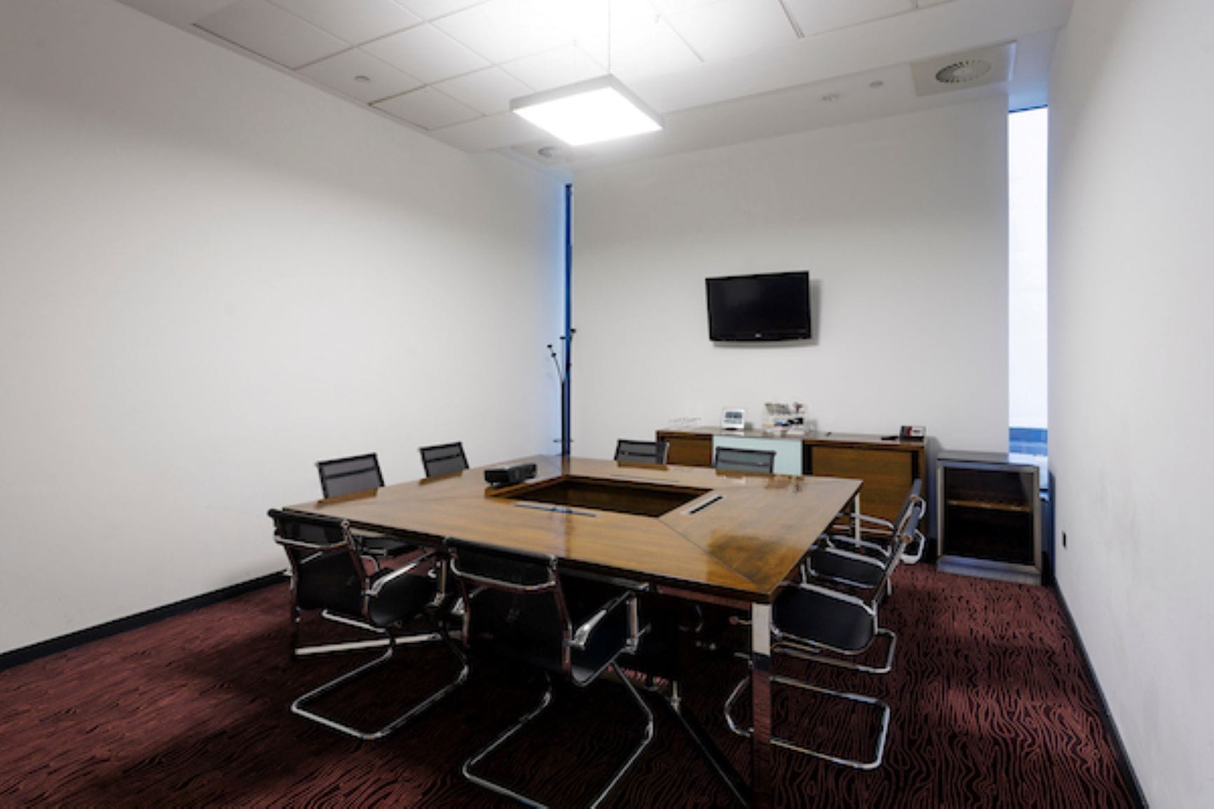 Small Meeting Room 