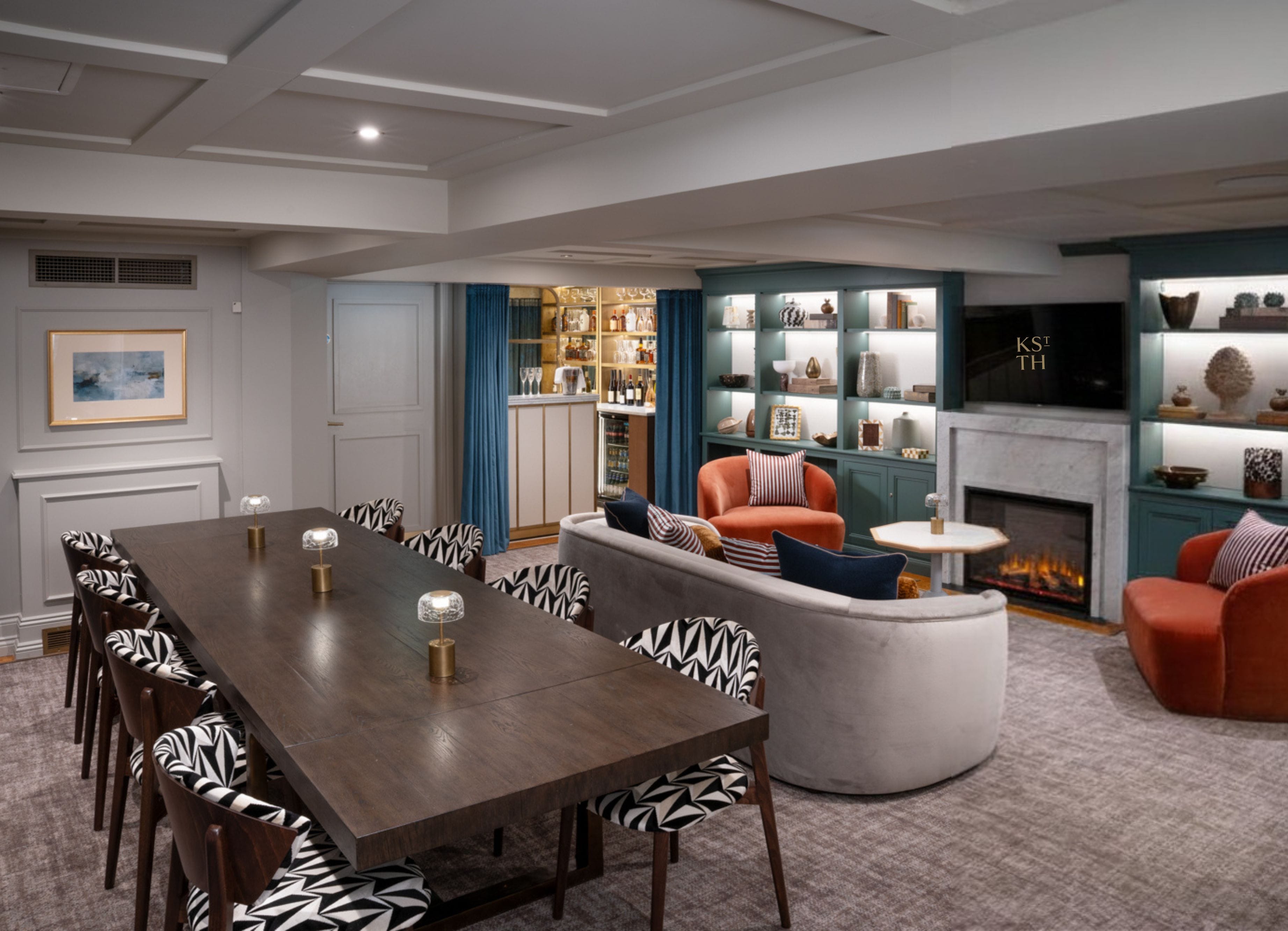 Mezzanine Lounge 3