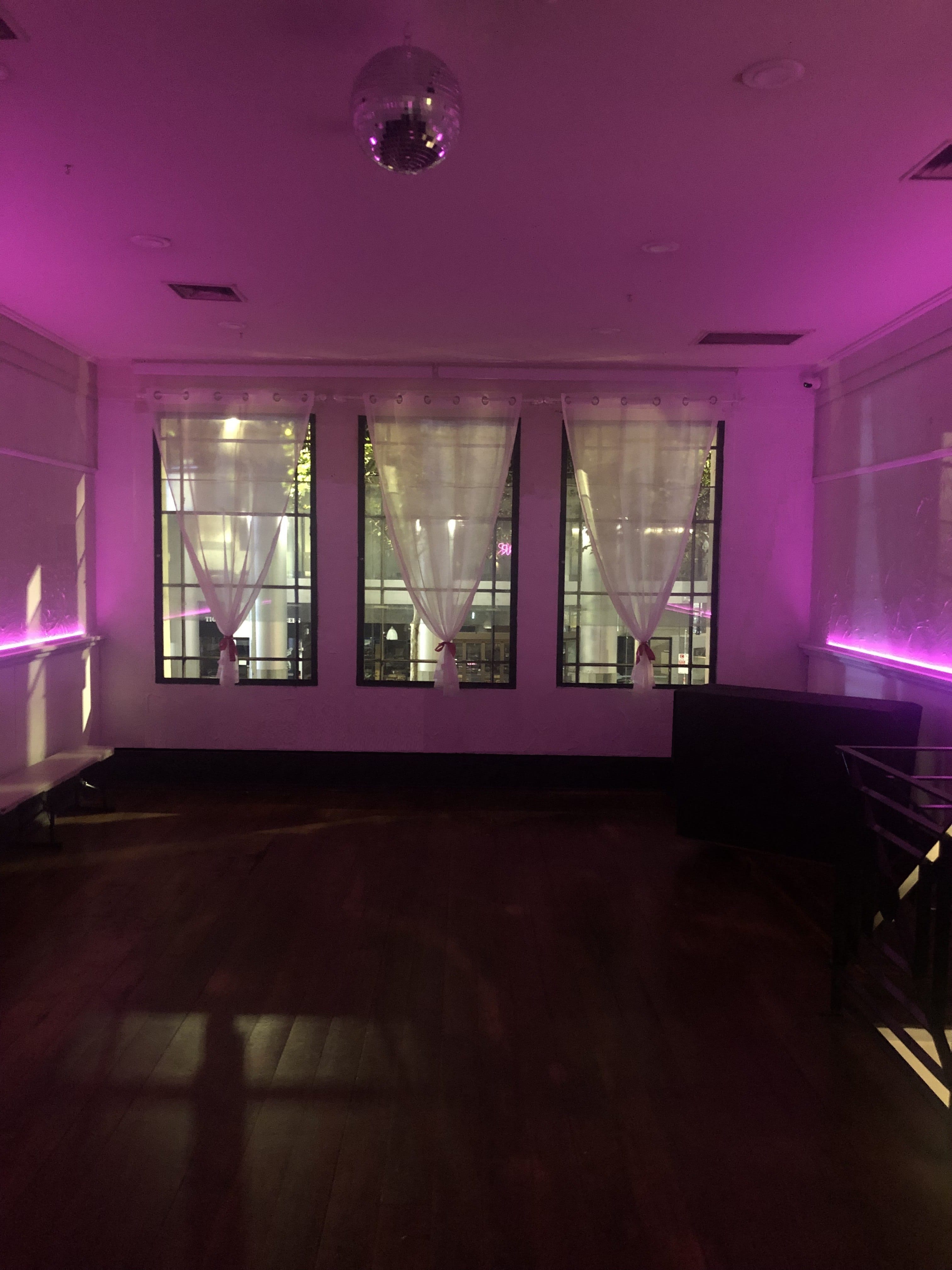 215 Queen's - BYO venue with catering and bar 4