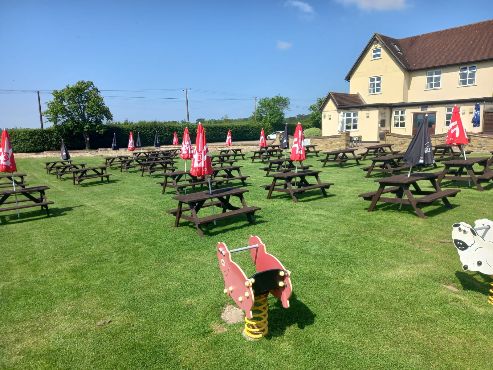 Rettendon Lodge Events  2