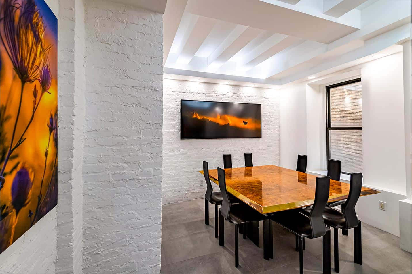 The Courtyard Room 2