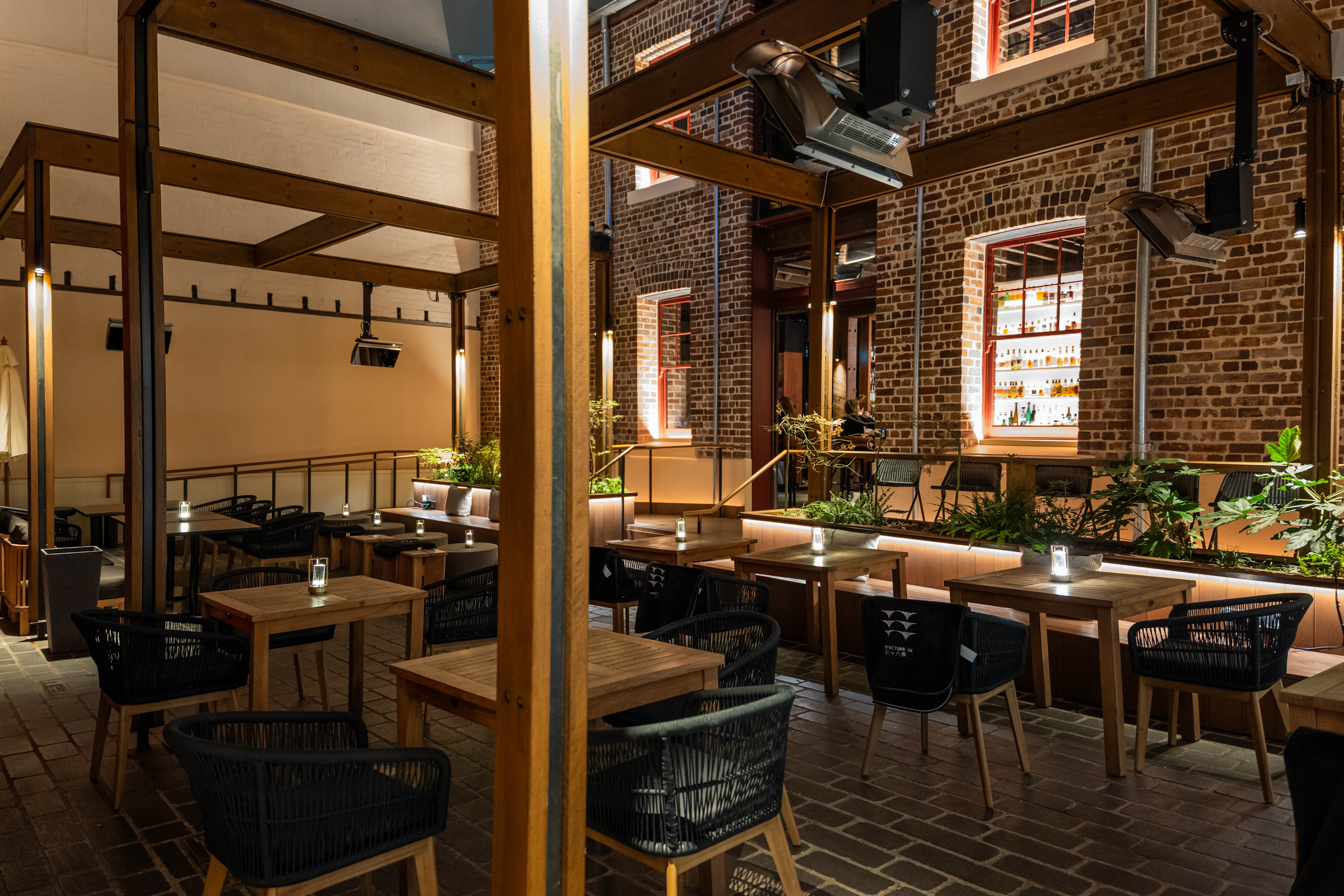 Exclusive use of the ground floor 0