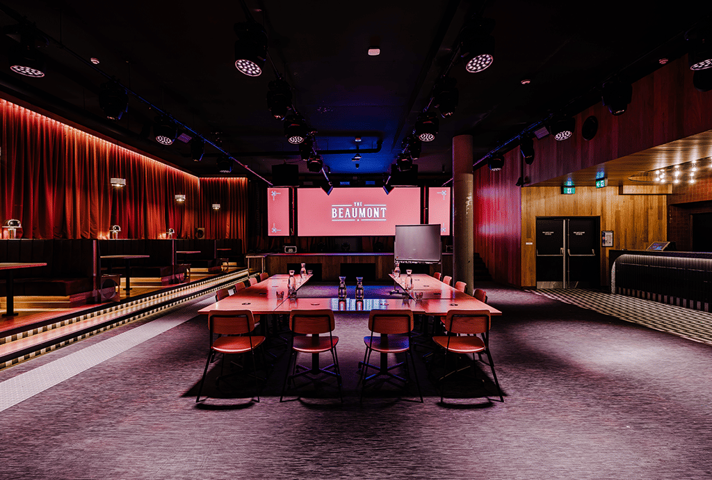 Main Room & Lounge 7