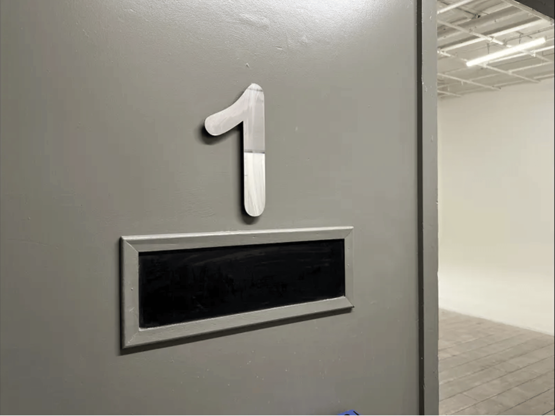 STUDIO 1 White Cove Fashion 3