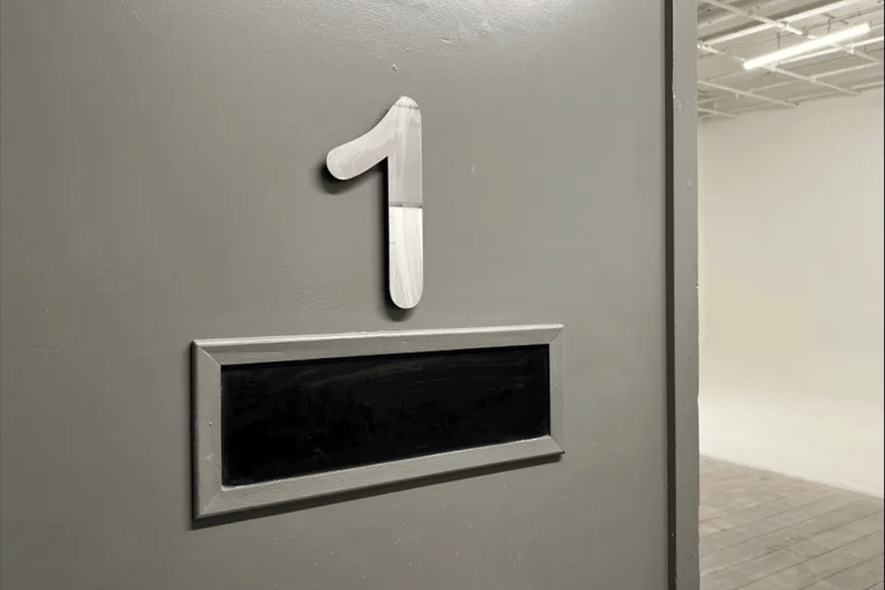 STUDIO 1 White Cove Fashion 3