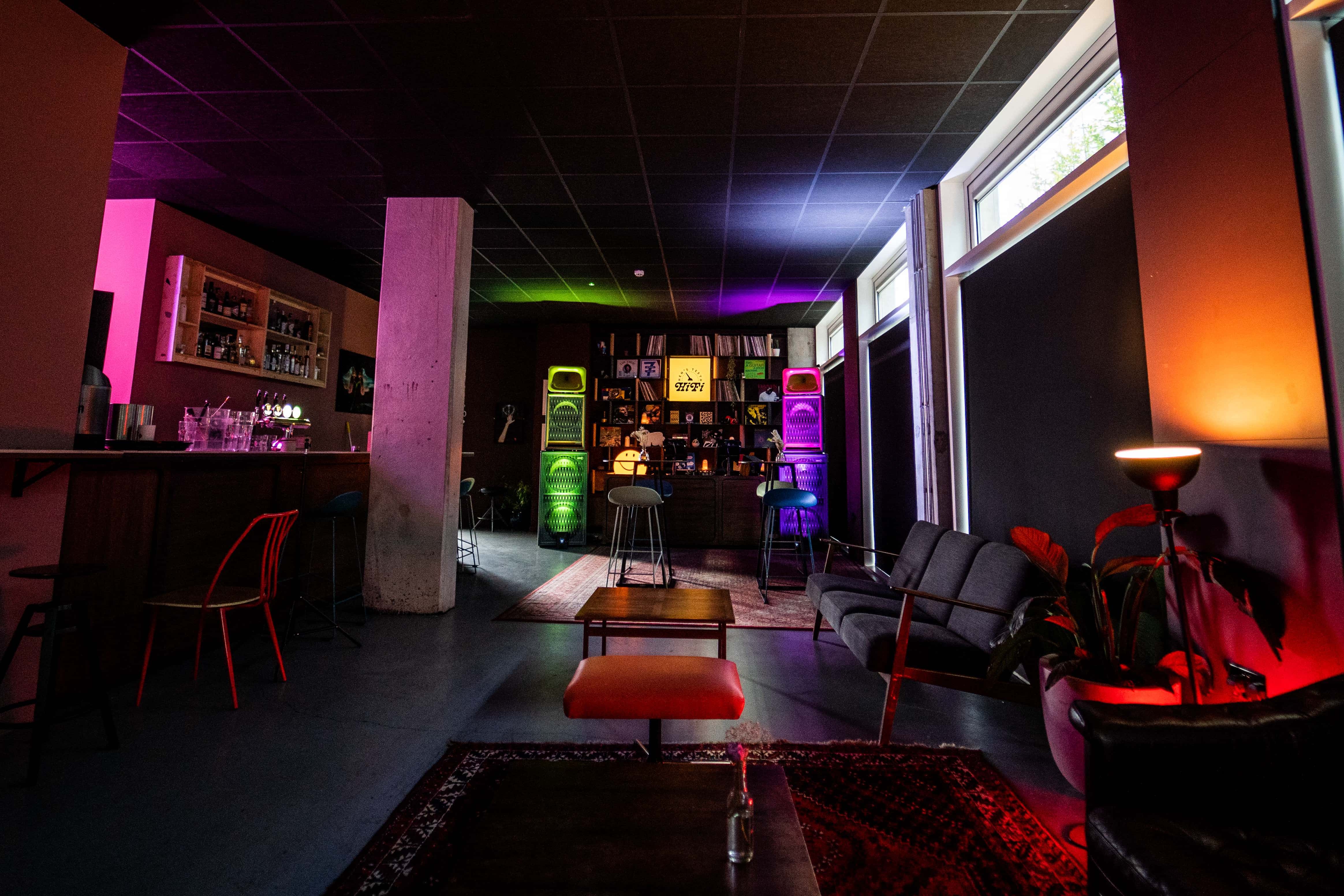 Hen's Teeth HiFi- Semi Private Hire 0