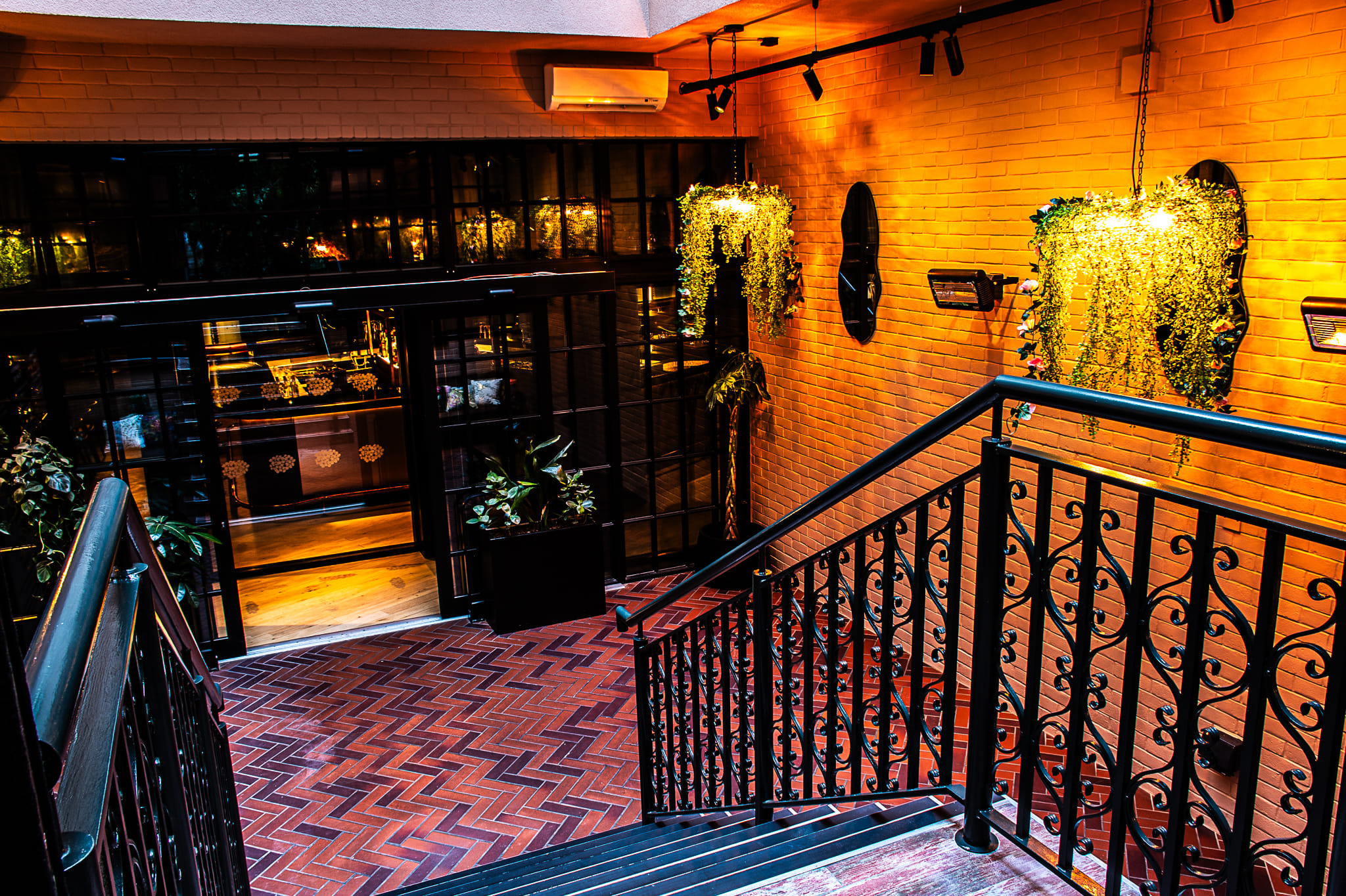 The Atrium at 45 Curtain Road 