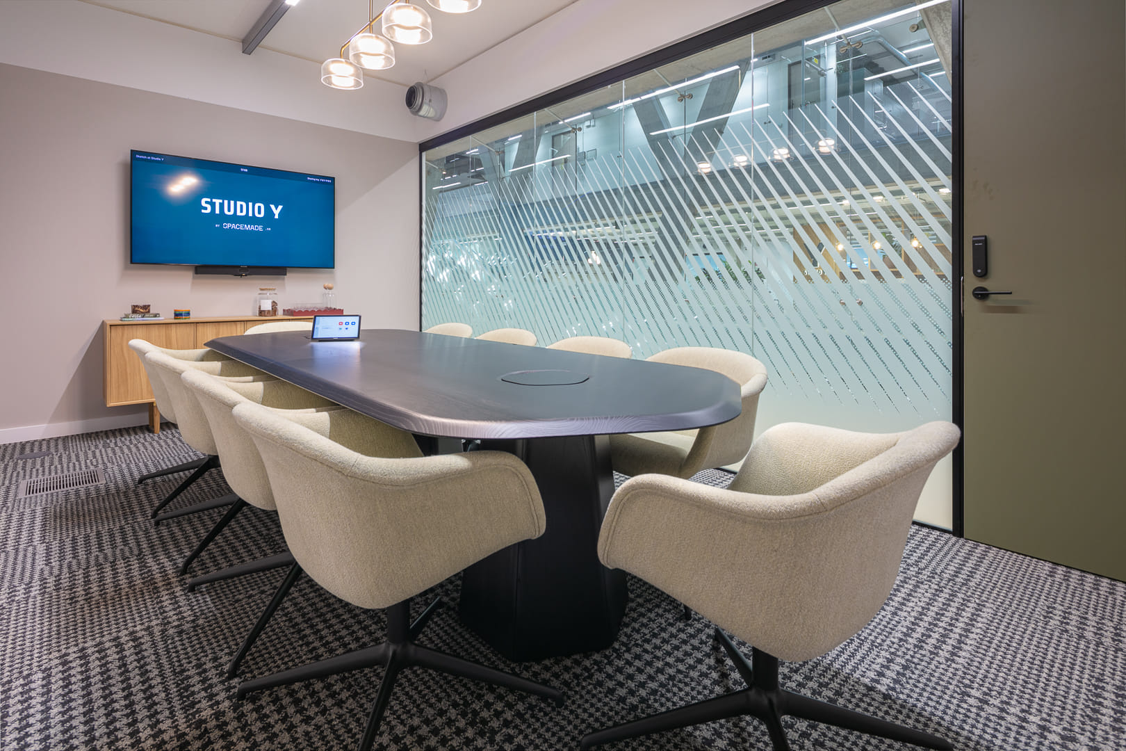 Sketch Meeting Room  1