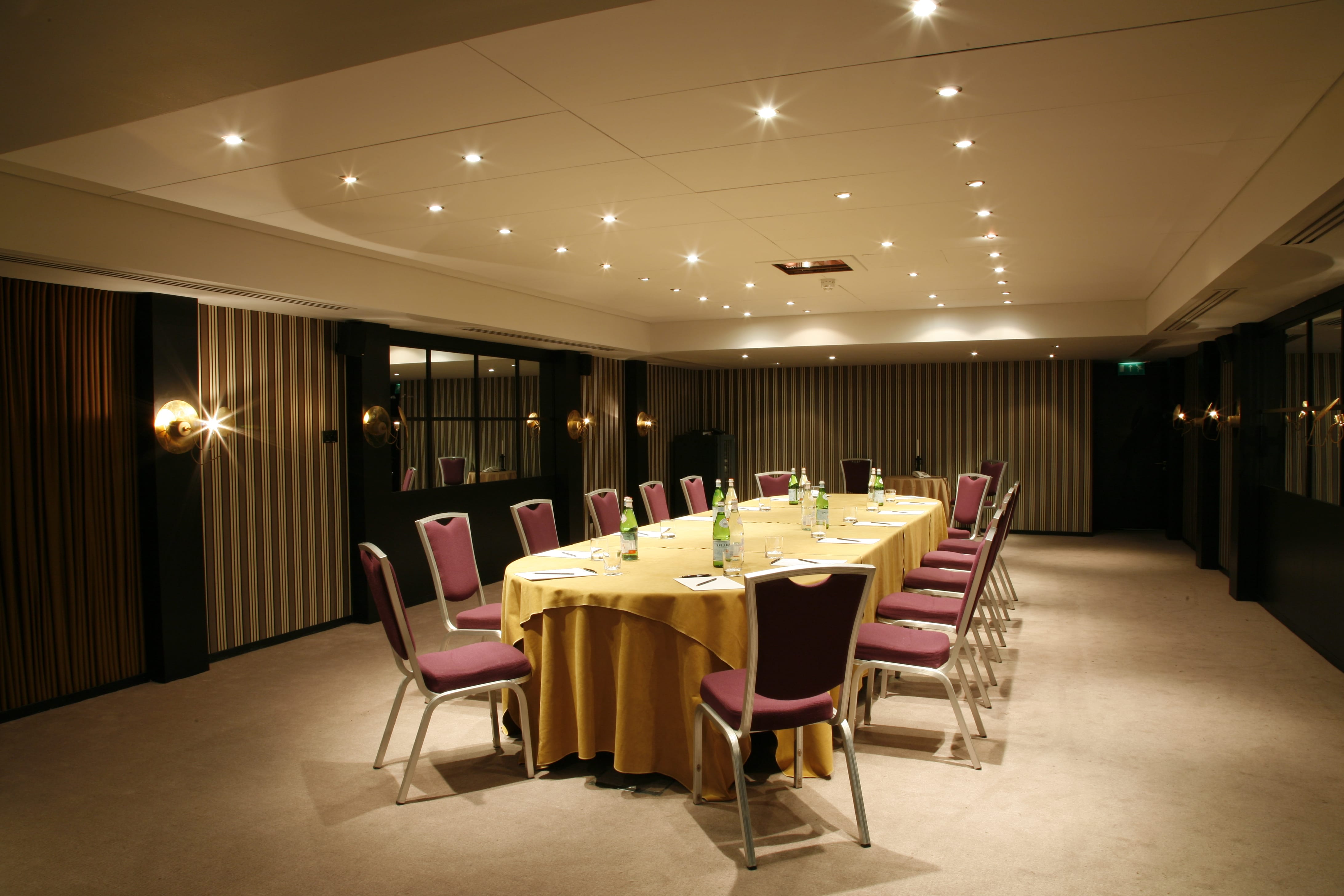 The Hamilton Meeting Room  5