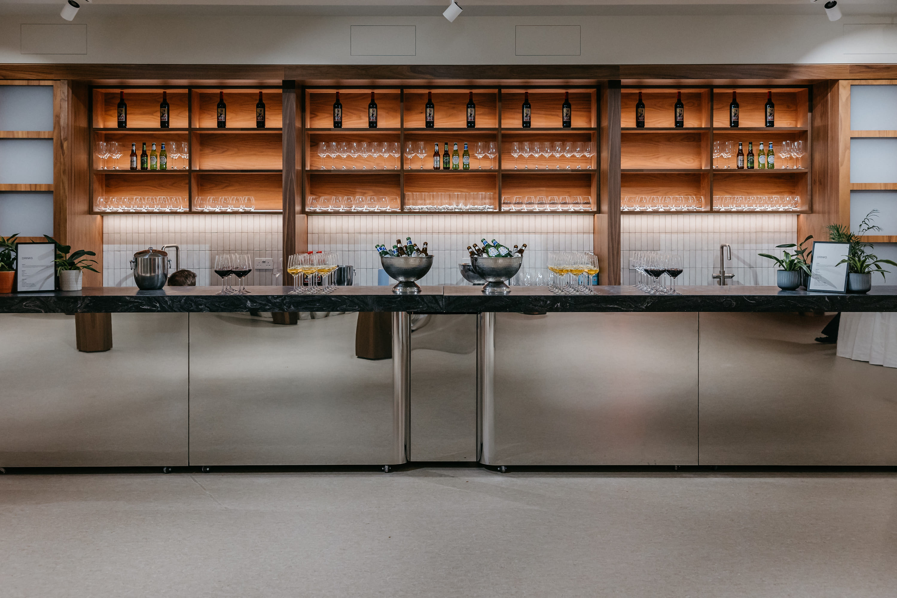 Landing Canary Wharf 4