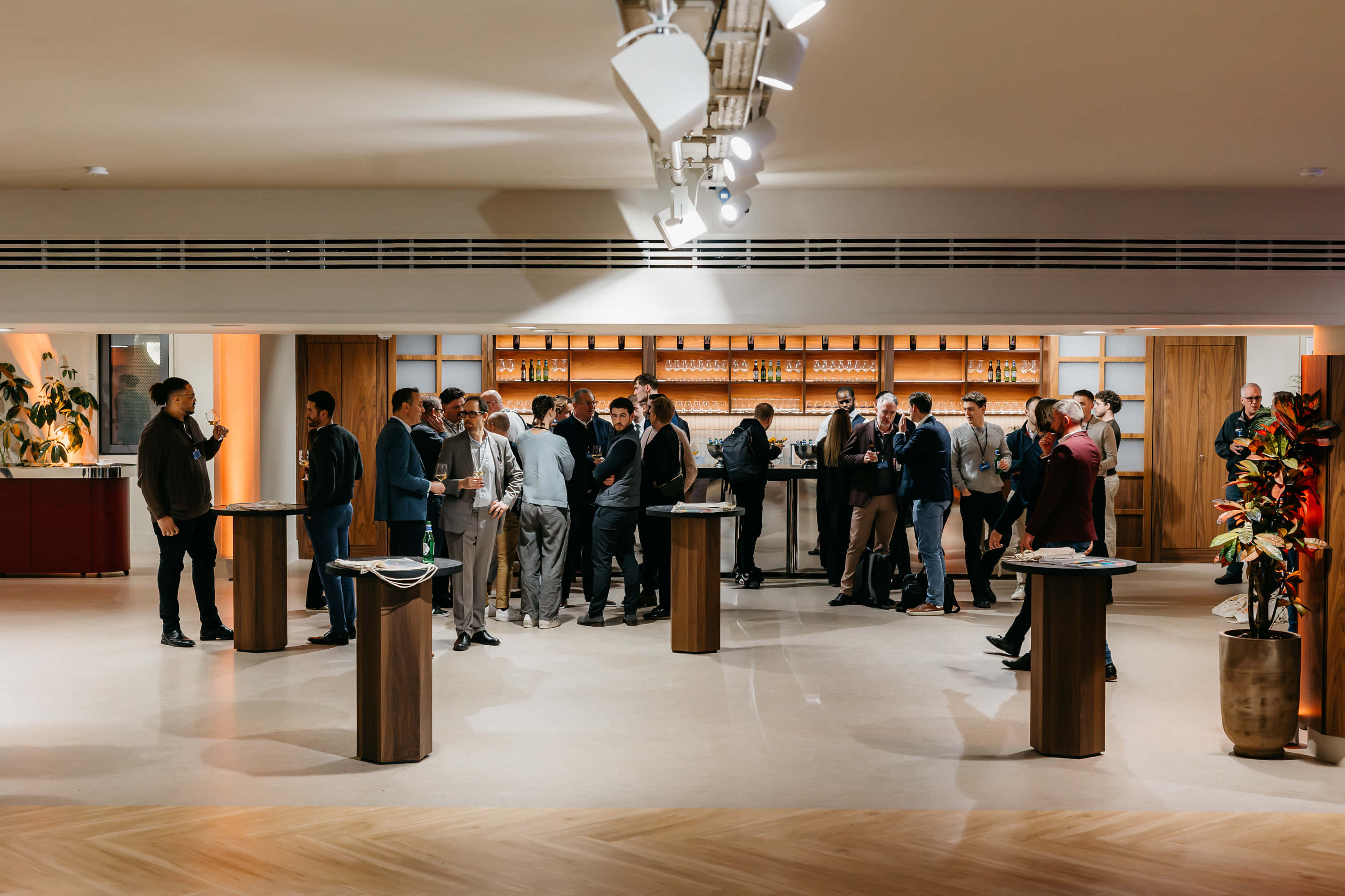 Landing Canary Wharf 1