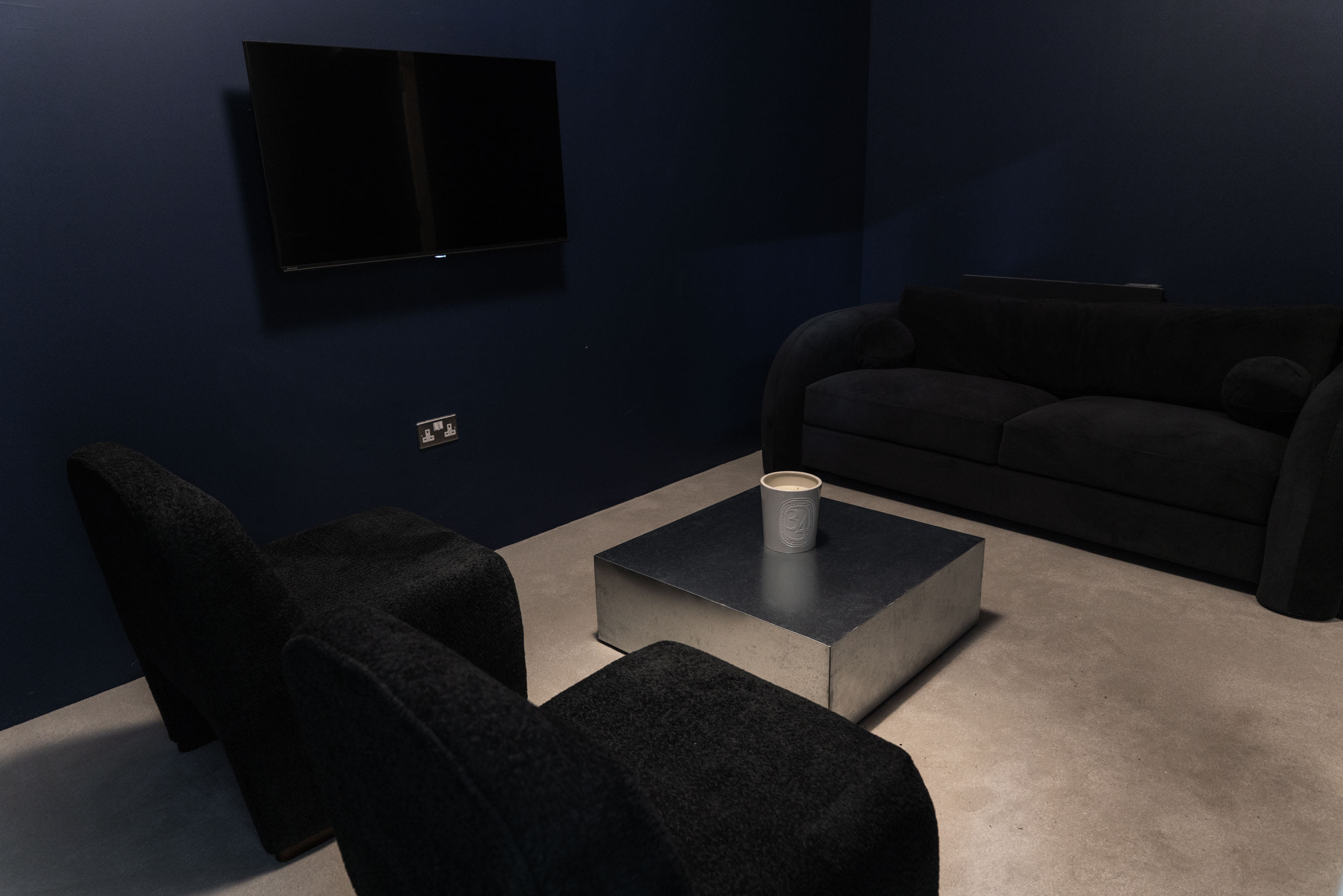 STUDIO 01 - [YOU.] STUDIO 10