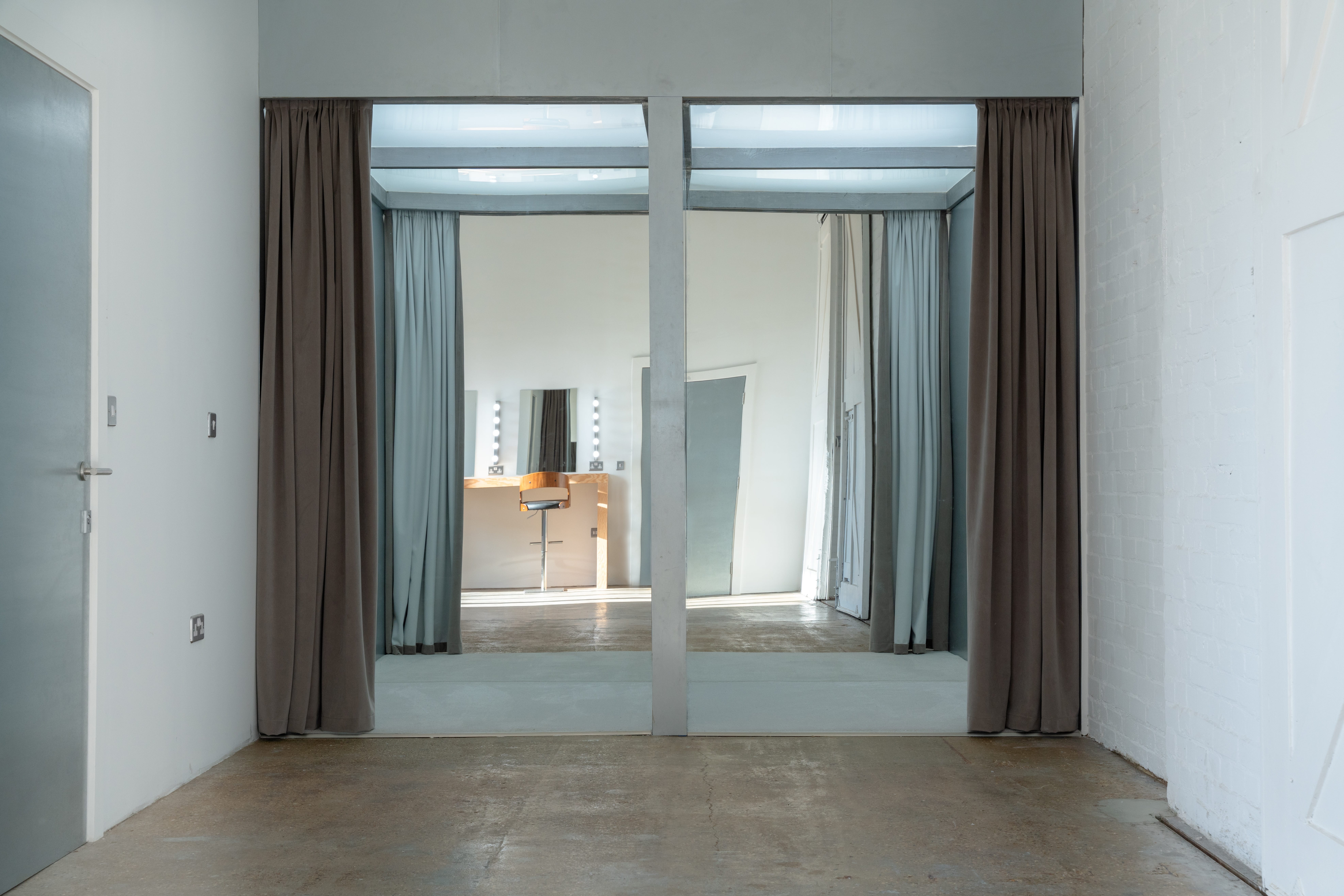 STUDIO 3 - [YOU.] STUDIO 7