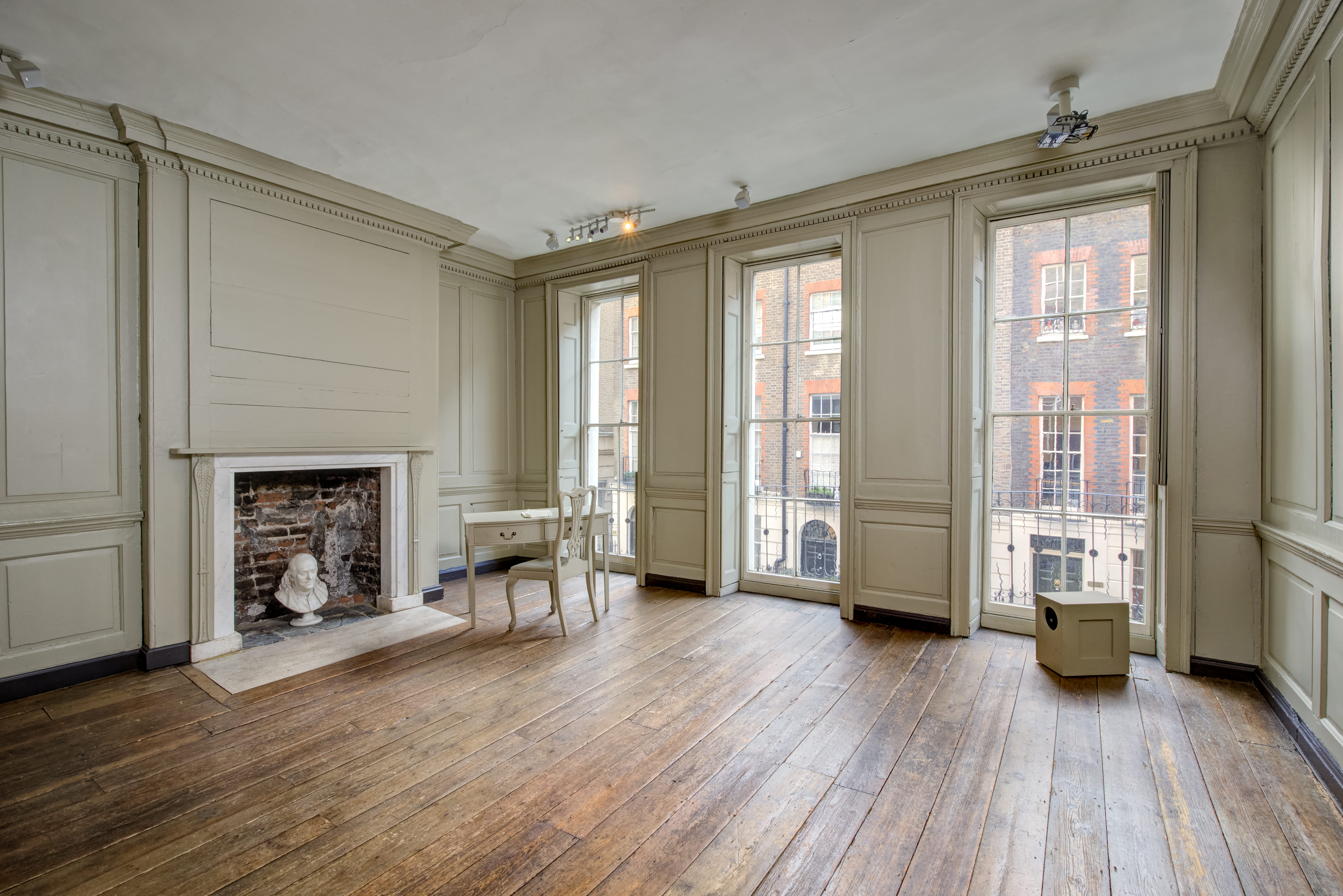 Franklin's Parlour + Lab 1