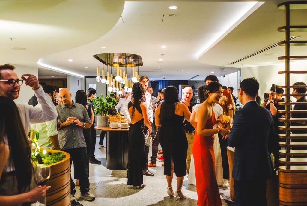 Fossix at Gateway Lounge 3