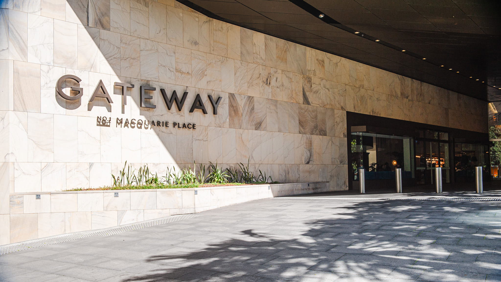 Fossix at Gateway Lounge 5