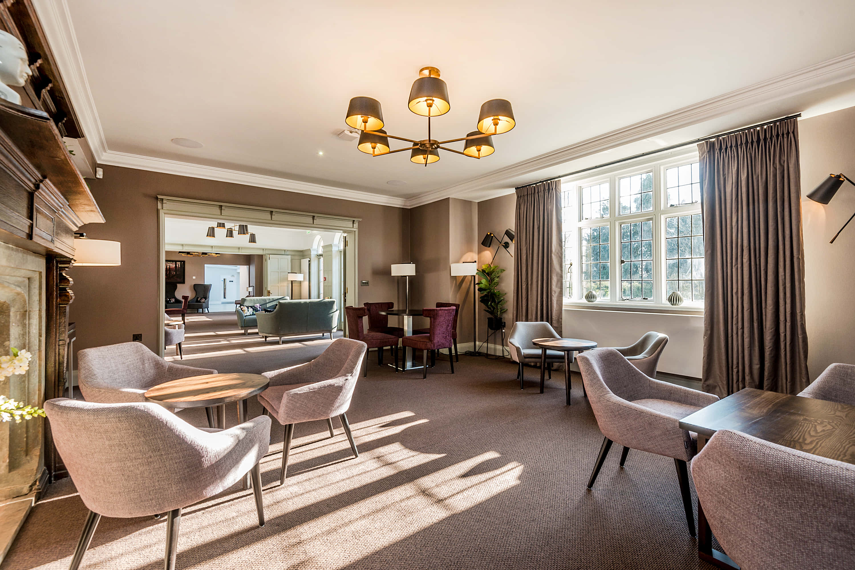 Lloyd Suite 7