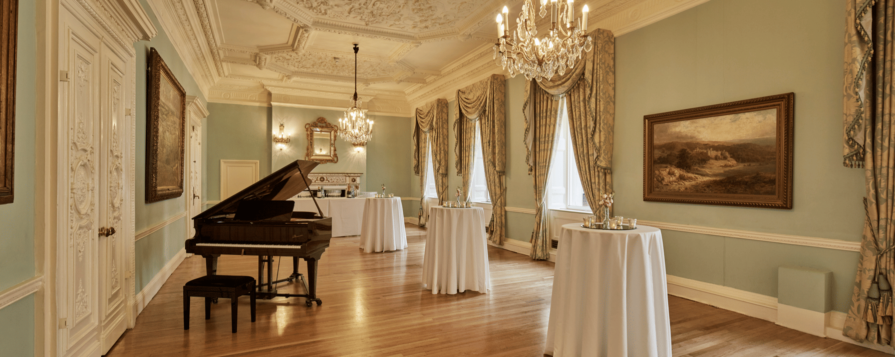 The Long Drawing Room  9