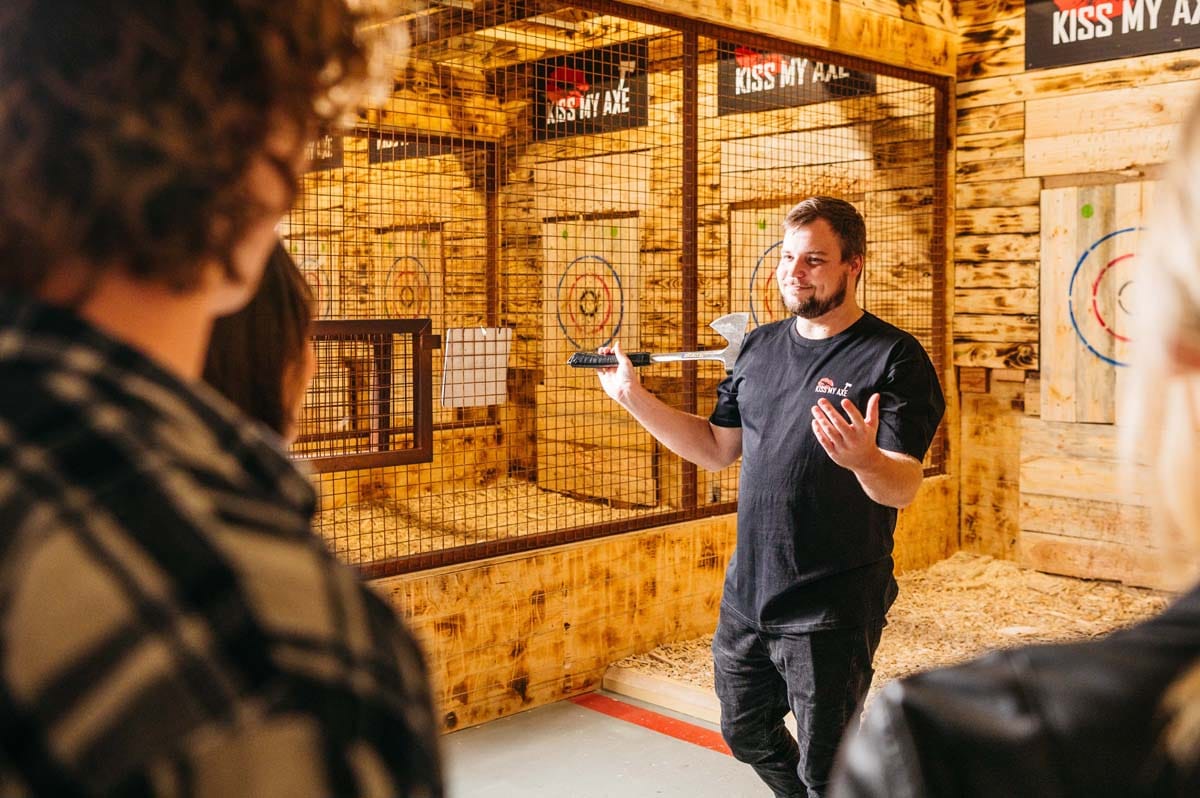 Axe throwing and function room  4