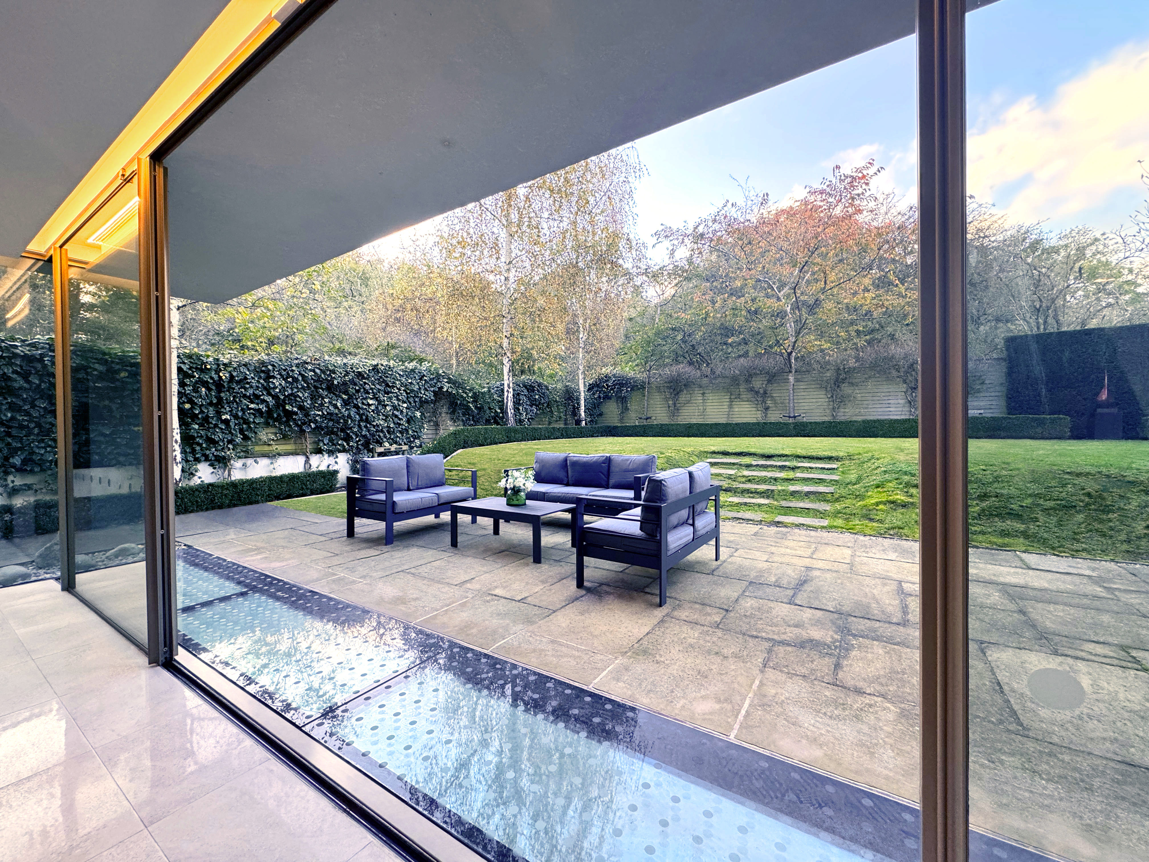 Radlett Eco Mansion 63