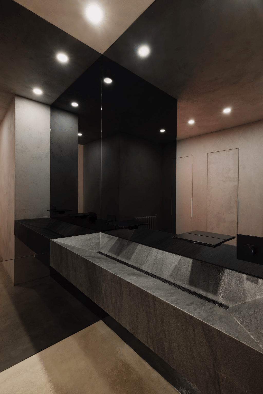 27th Floor Penthouse | 360° City Views | XR Studio | Private Bar & DJ Booth 4