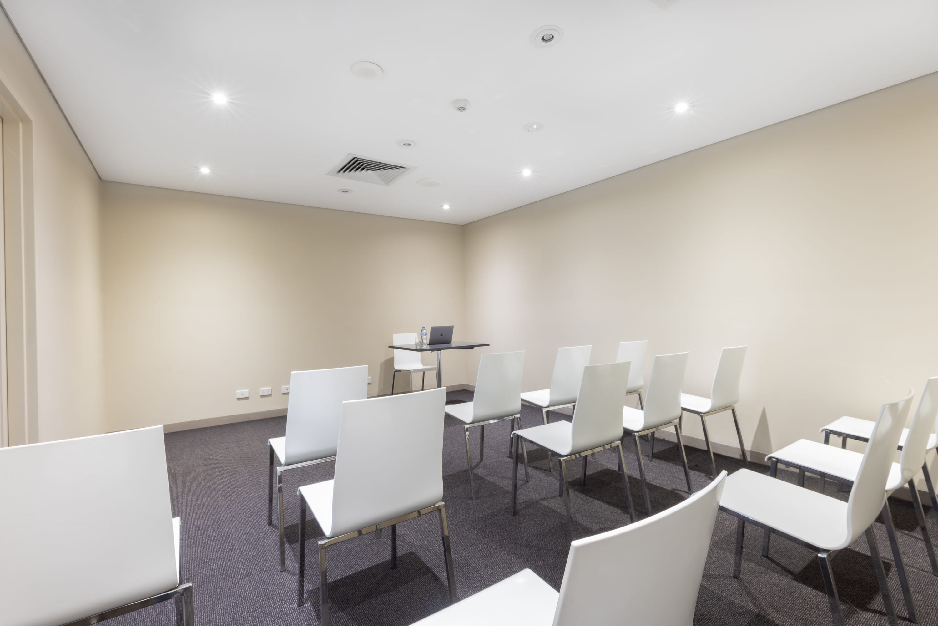 Mercure Brisbane Garden City Meeting Room