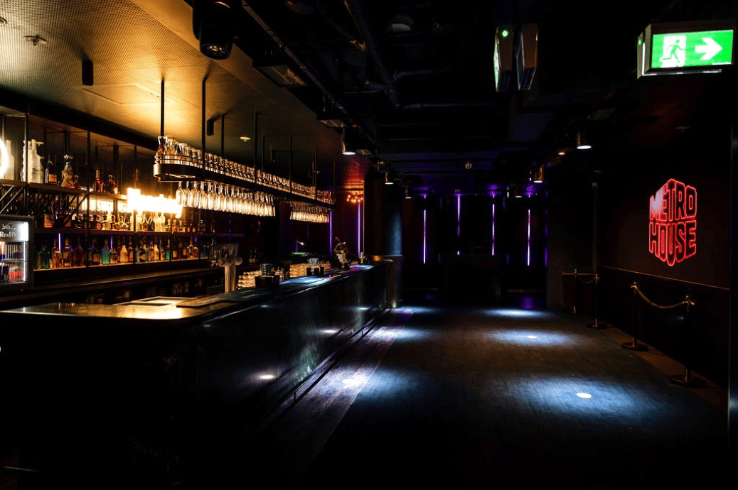 The Metropolitan Club 6