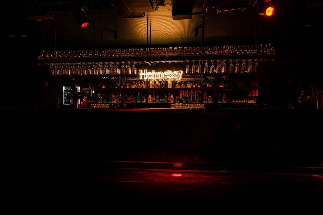 The Metropolitan Club 1