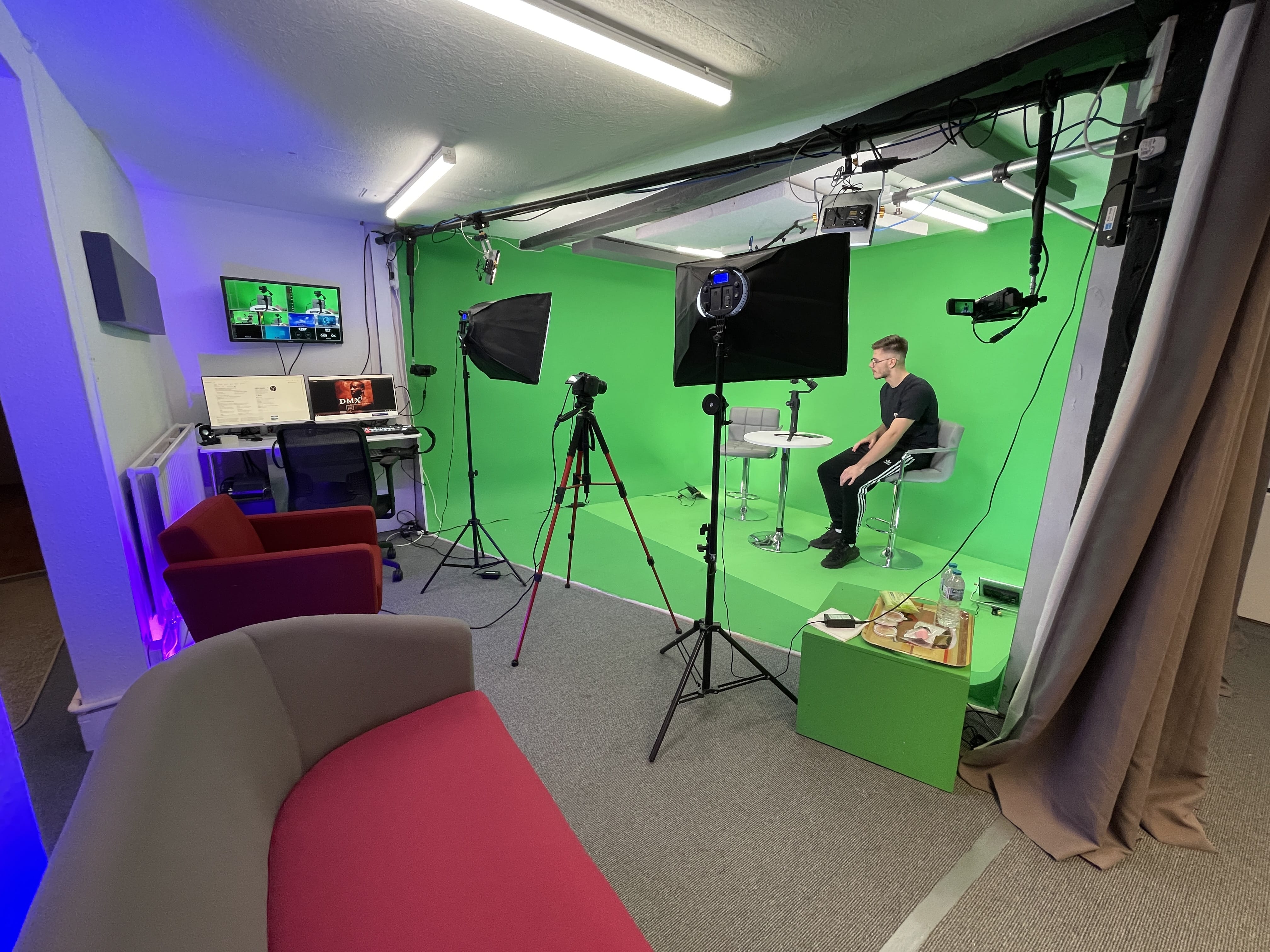 London Media Lounge 4