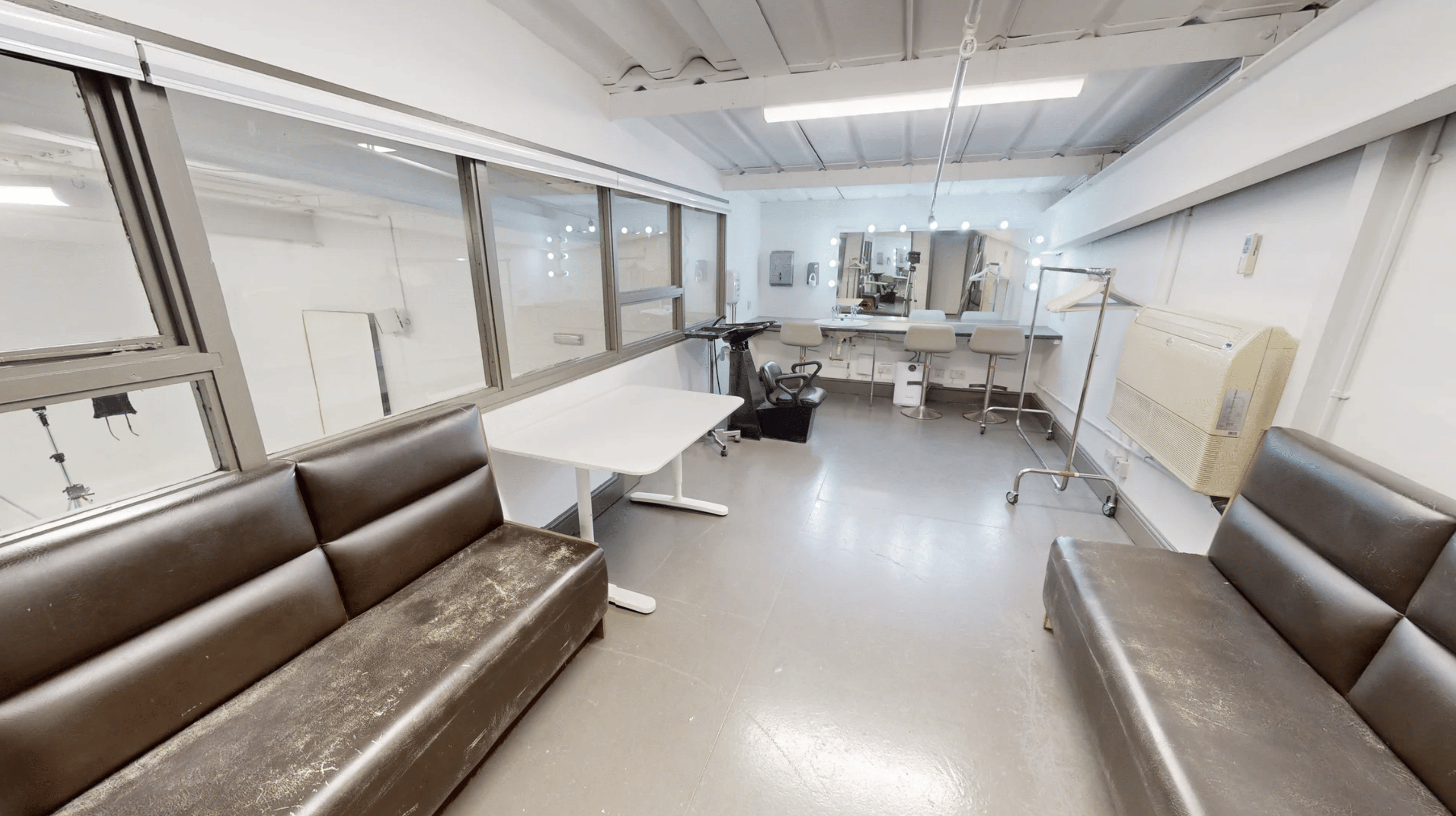 STUDIO 2 White Cove Mezzanine 6